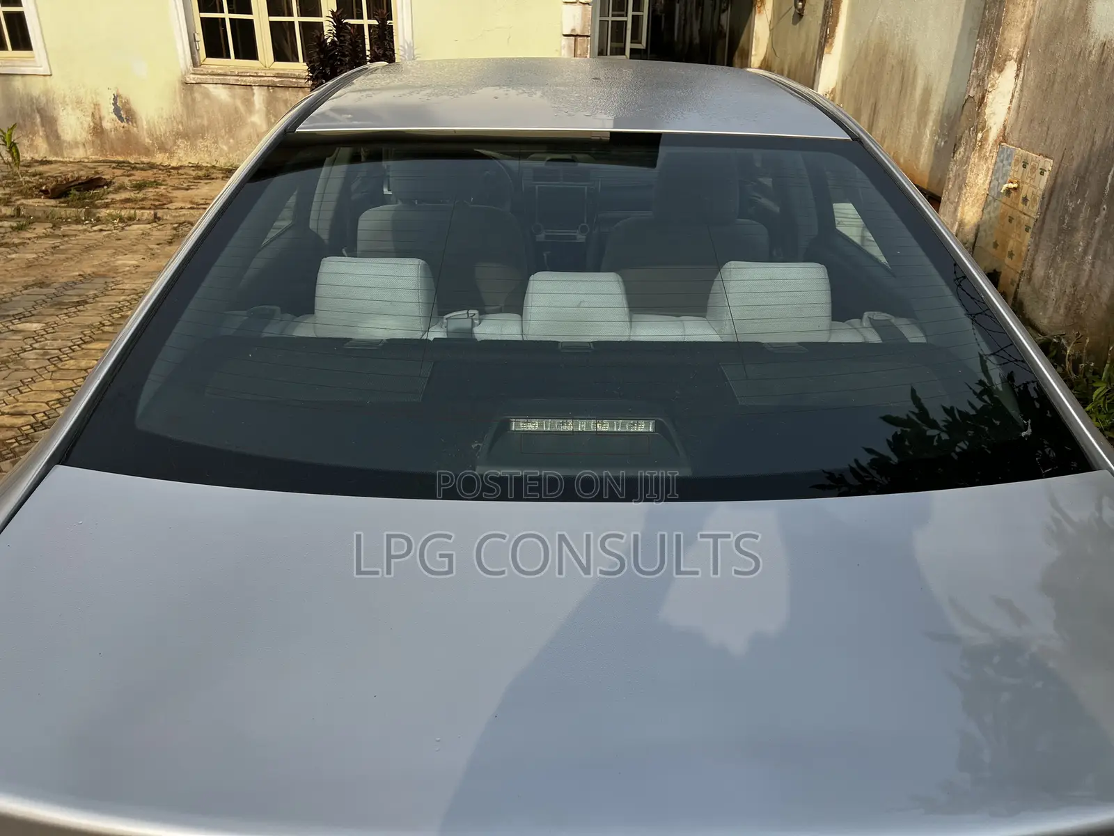 Toyota Camry LE 4dr Sedan (2.5L 4cyl 6A) 2014 Silver