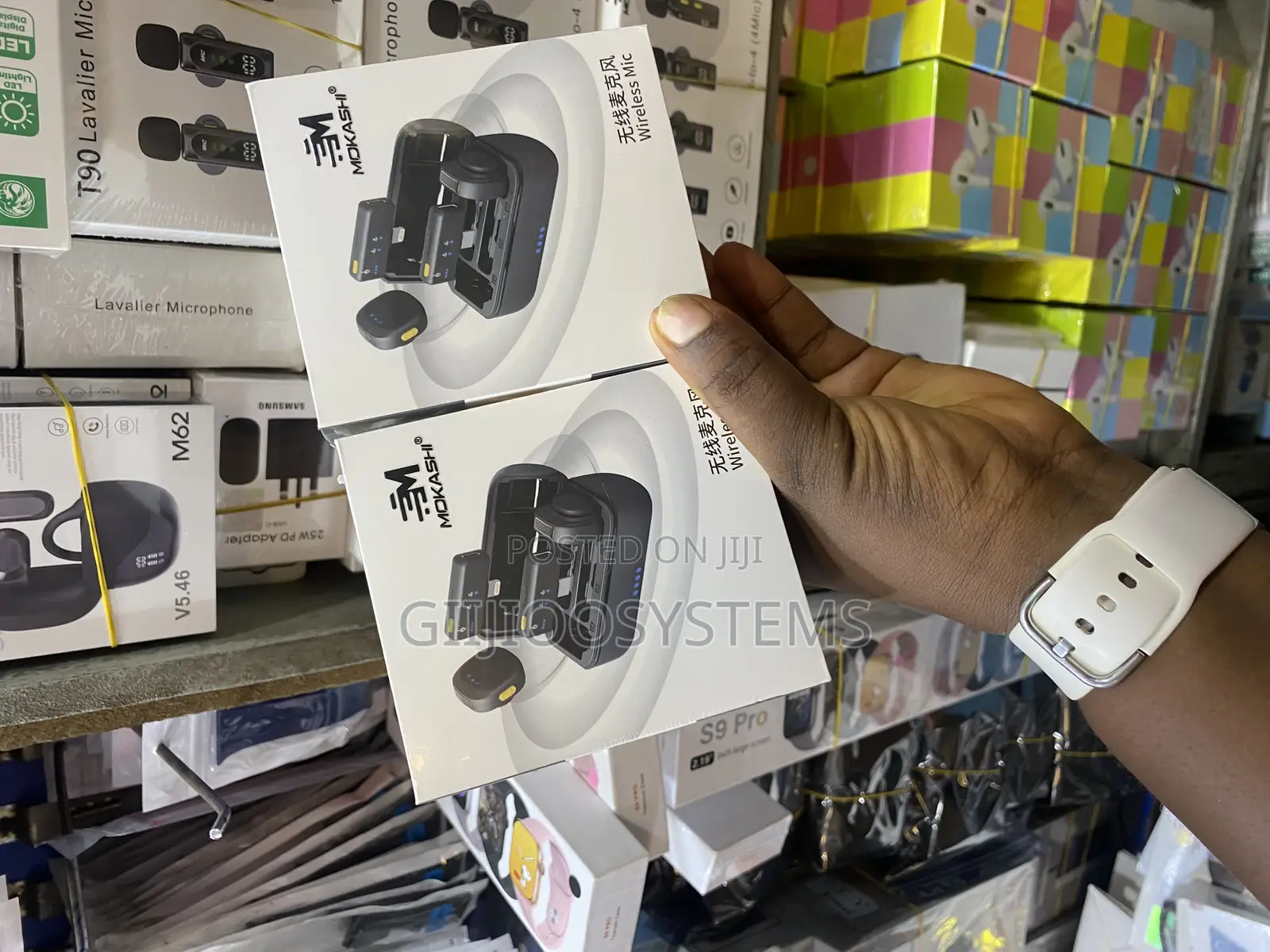 D07 Wireless Active Noise Cancellation Microphone