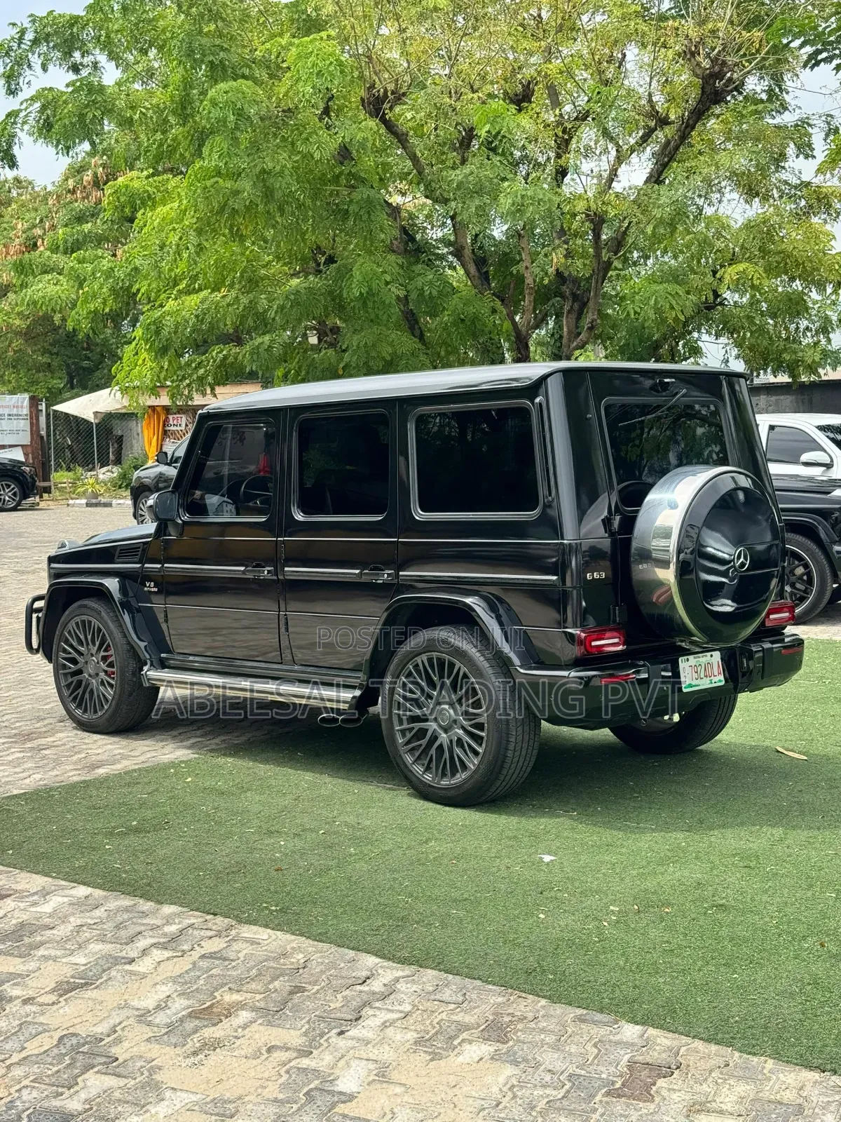 Mercedes-Benz G-Class Base G 63 AMG AWD 2013 Black