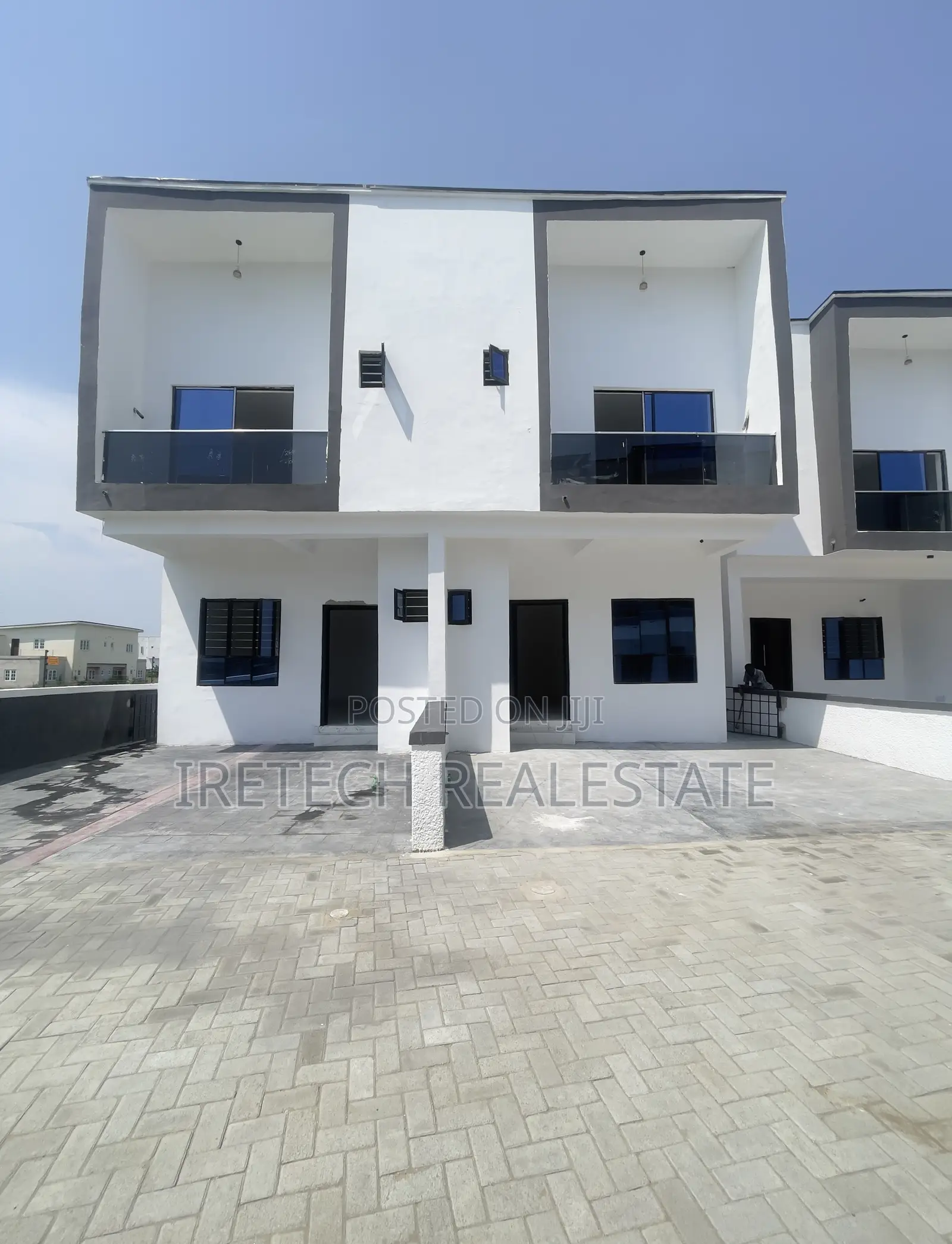 4bdrm Duplex in Ajah Abraham, Off Lekki-Epe Expressway for sale