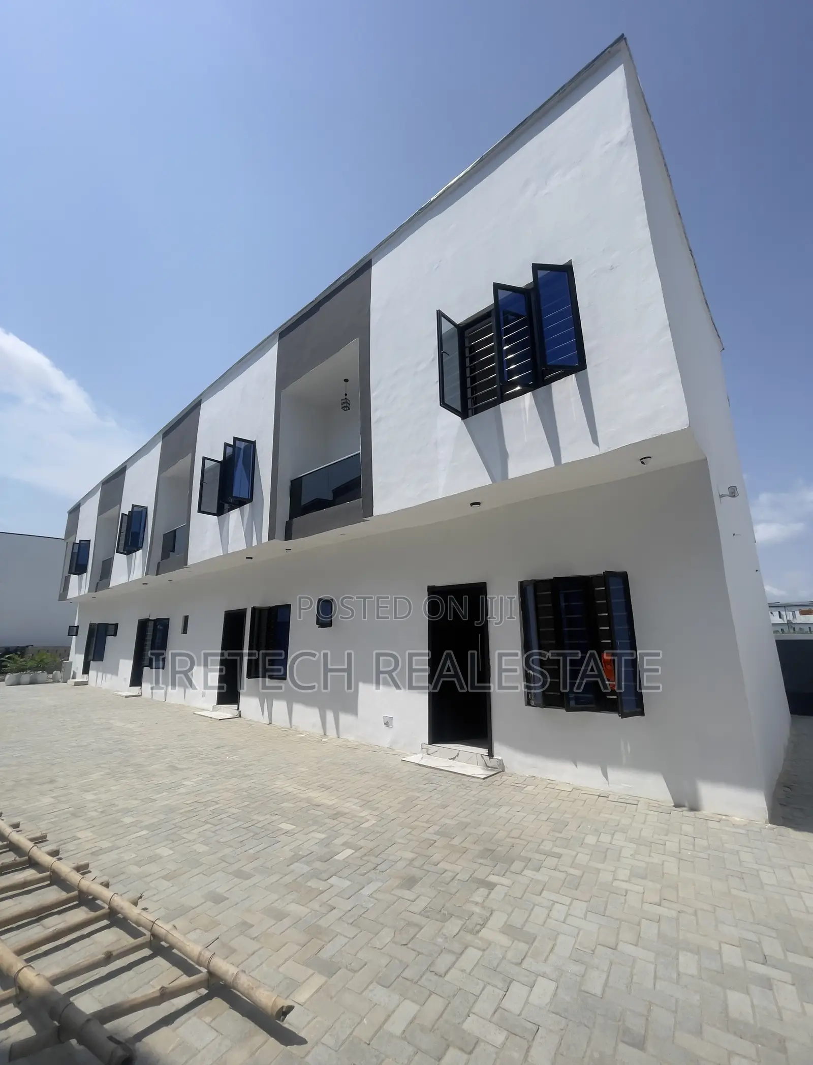 2bdrm Townhouse/Terrace in Ajah, Off Lekki-Epe Expressway for Sale