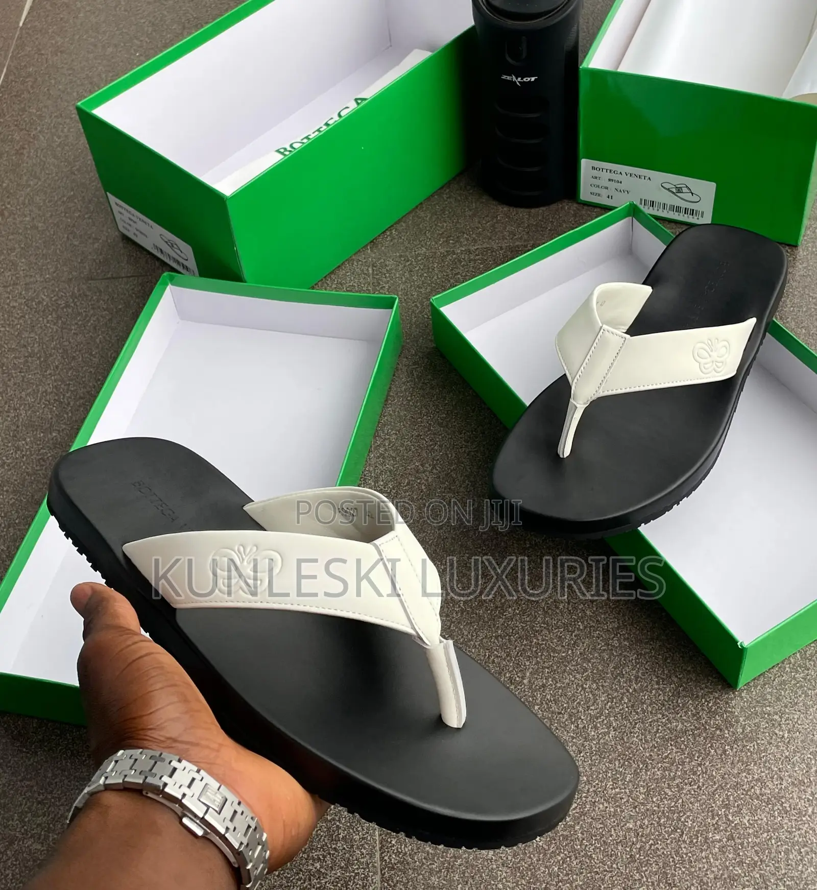 Original Bottega Leather Slippers Collection