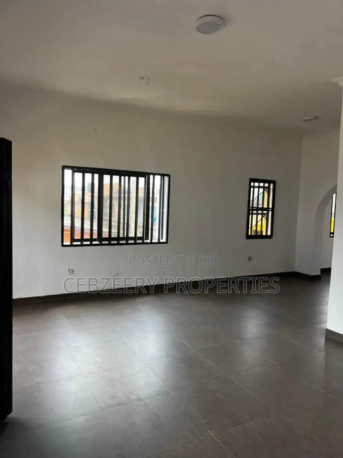 4bdrm Townhouse / Terrace in Omole Phase 1 for rent