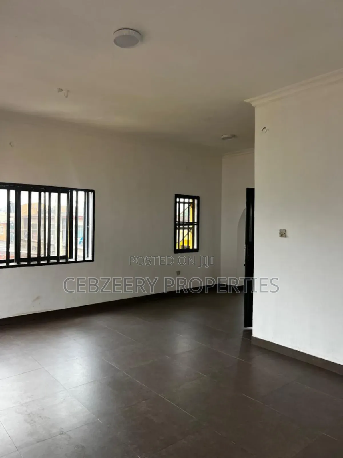 4bdrm Townhouse / Terrace in Omole Phase 1 for rent