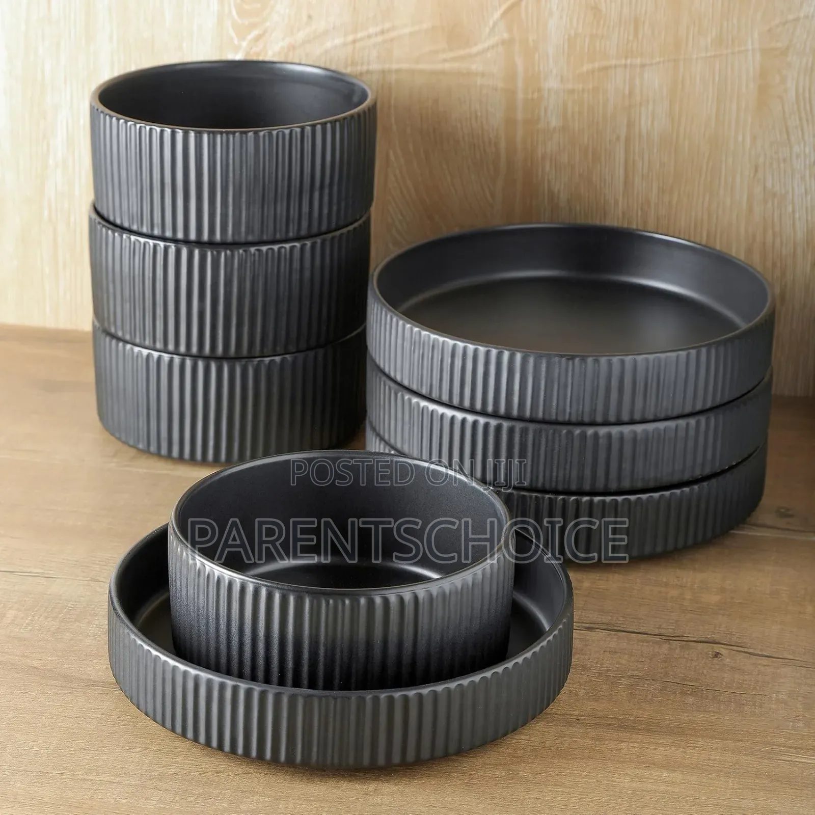 16-Piece Dinnerware Set Stoneware, Black