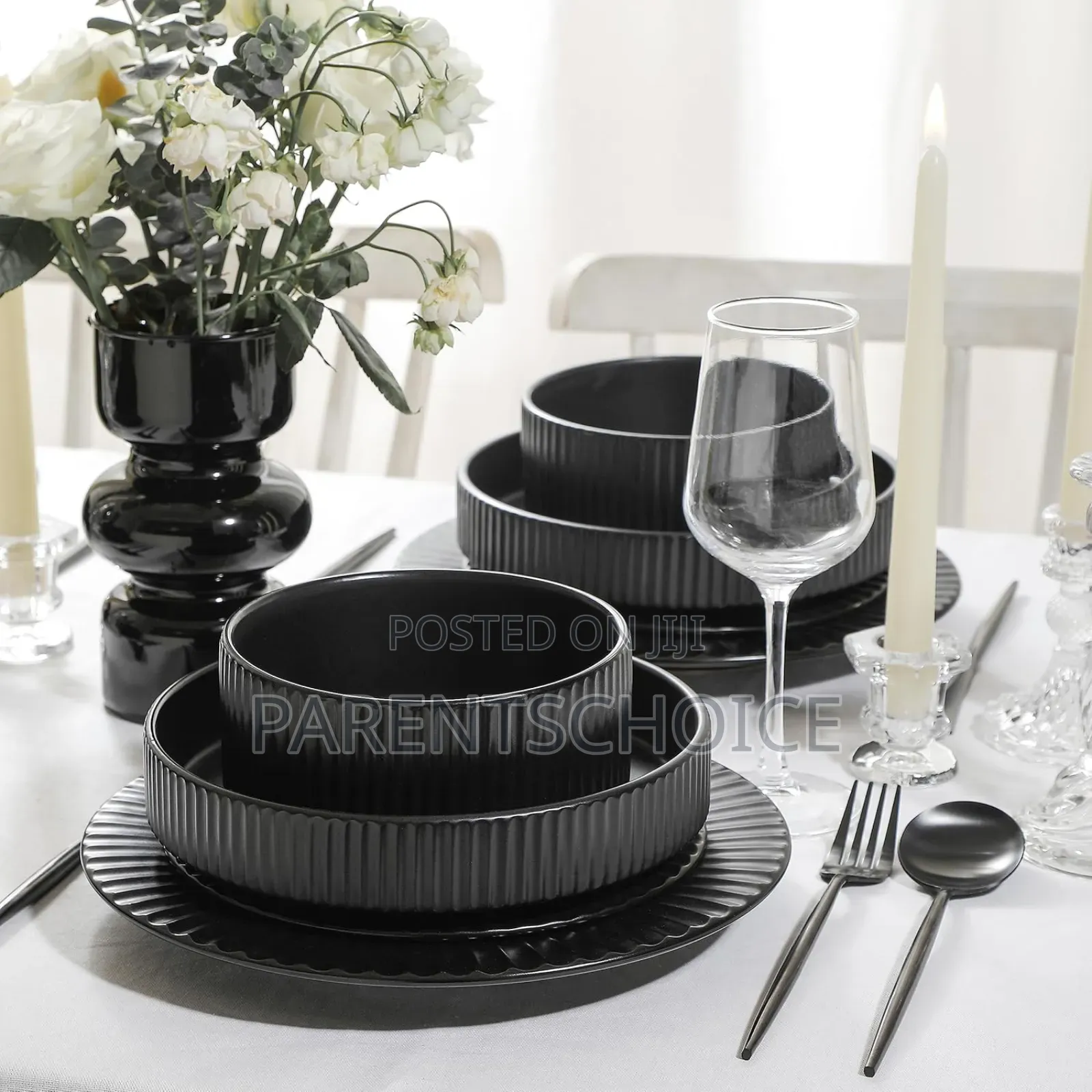 16-Piece Dinnerware Set Stoneware, Black