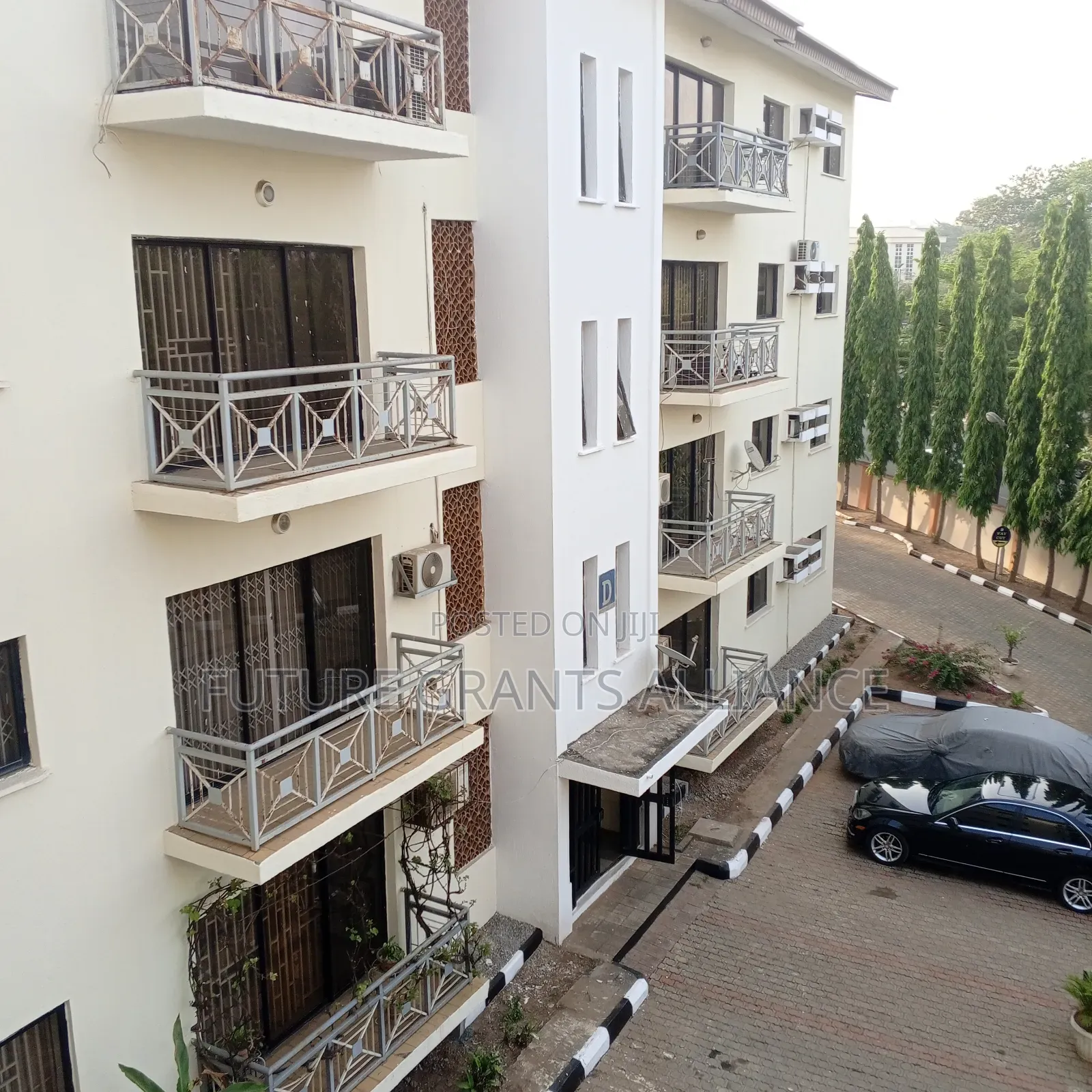 3bdrm Apartment in Lilly Court Estate, Garki 2 for sale