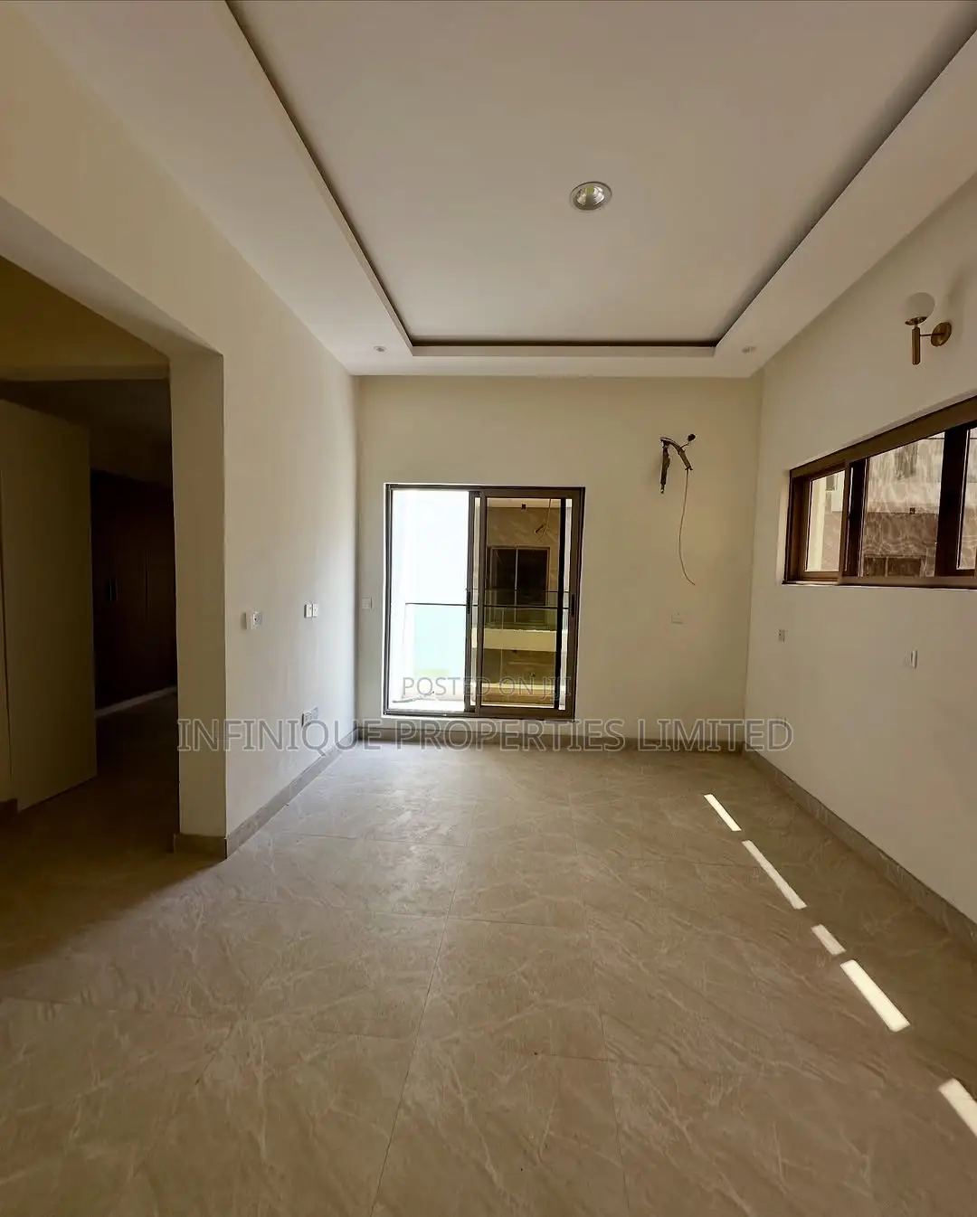 5bdrm House in Banana Island for rent