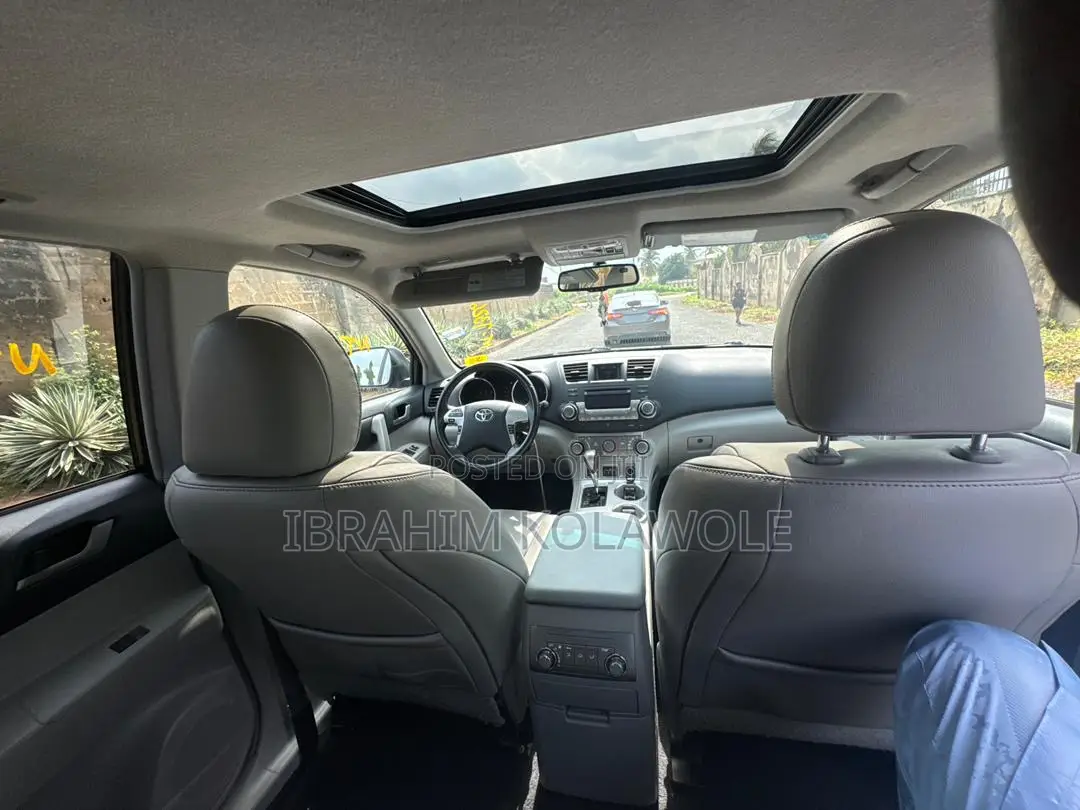 Toyota Highlander Limited 2012 Blue