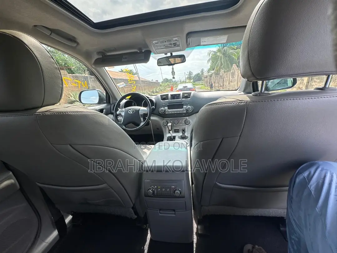 Toyota Highlander Limited 2012 Blue
