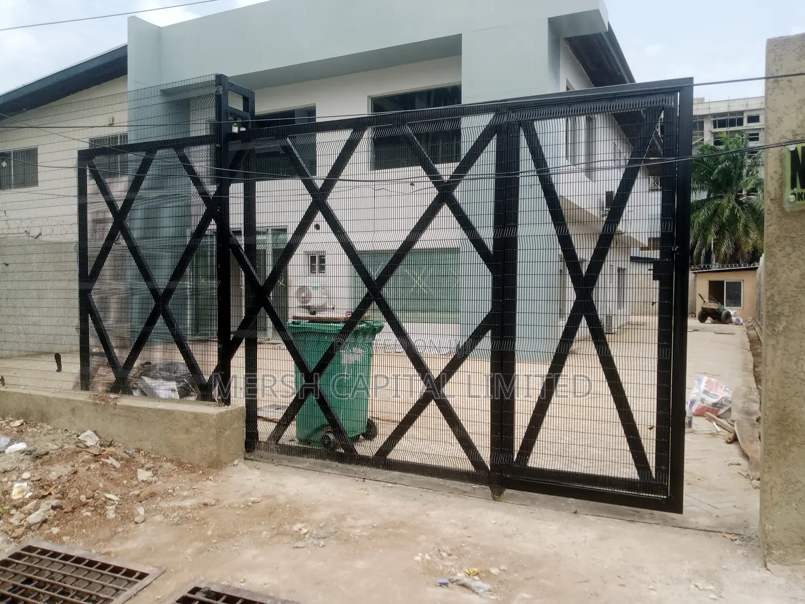 Anti-finger Clear-vu Mesh / Fence 358