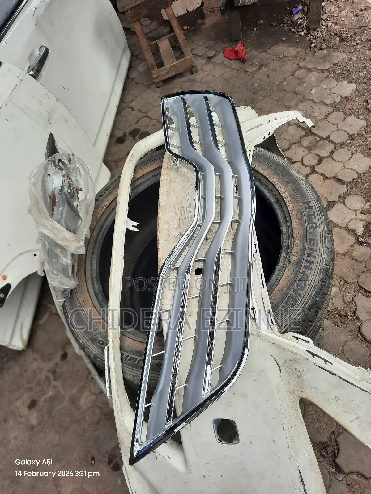Toyota Camry 2010 Front Grill
