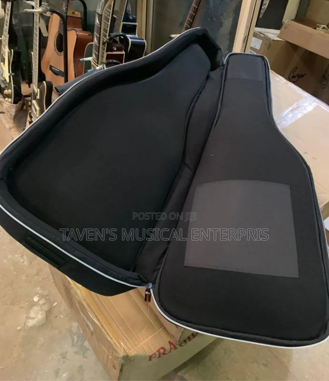 Kang Taili Branded Guitar Bag