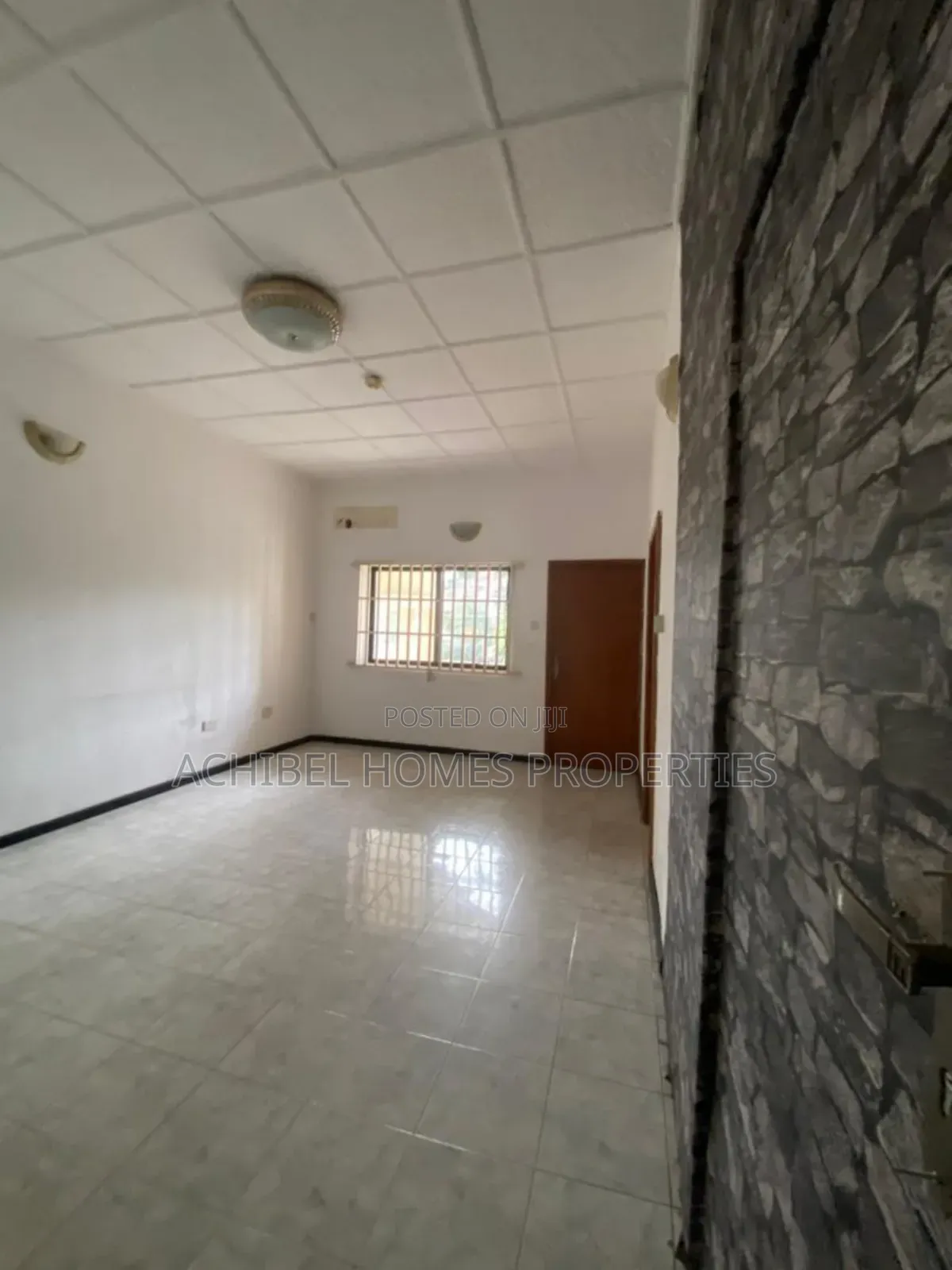 5bdrm Duplex in Parkview for rent