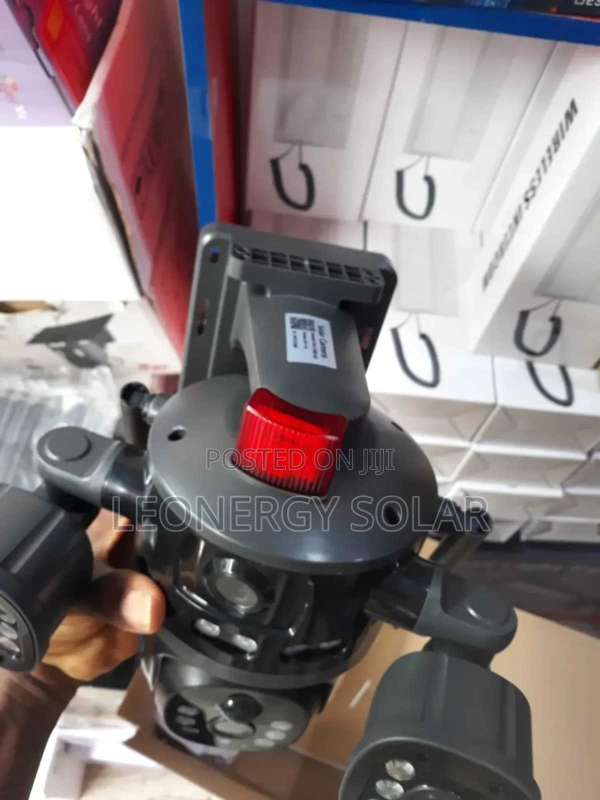 True Triple Lens Solar Camera PTZ With 4g Ai Alarm