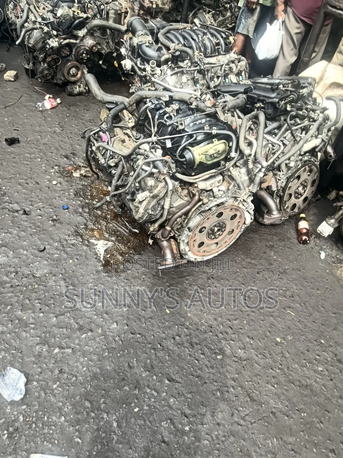 Toyota Land Cruiser Engine 3ur-fe.