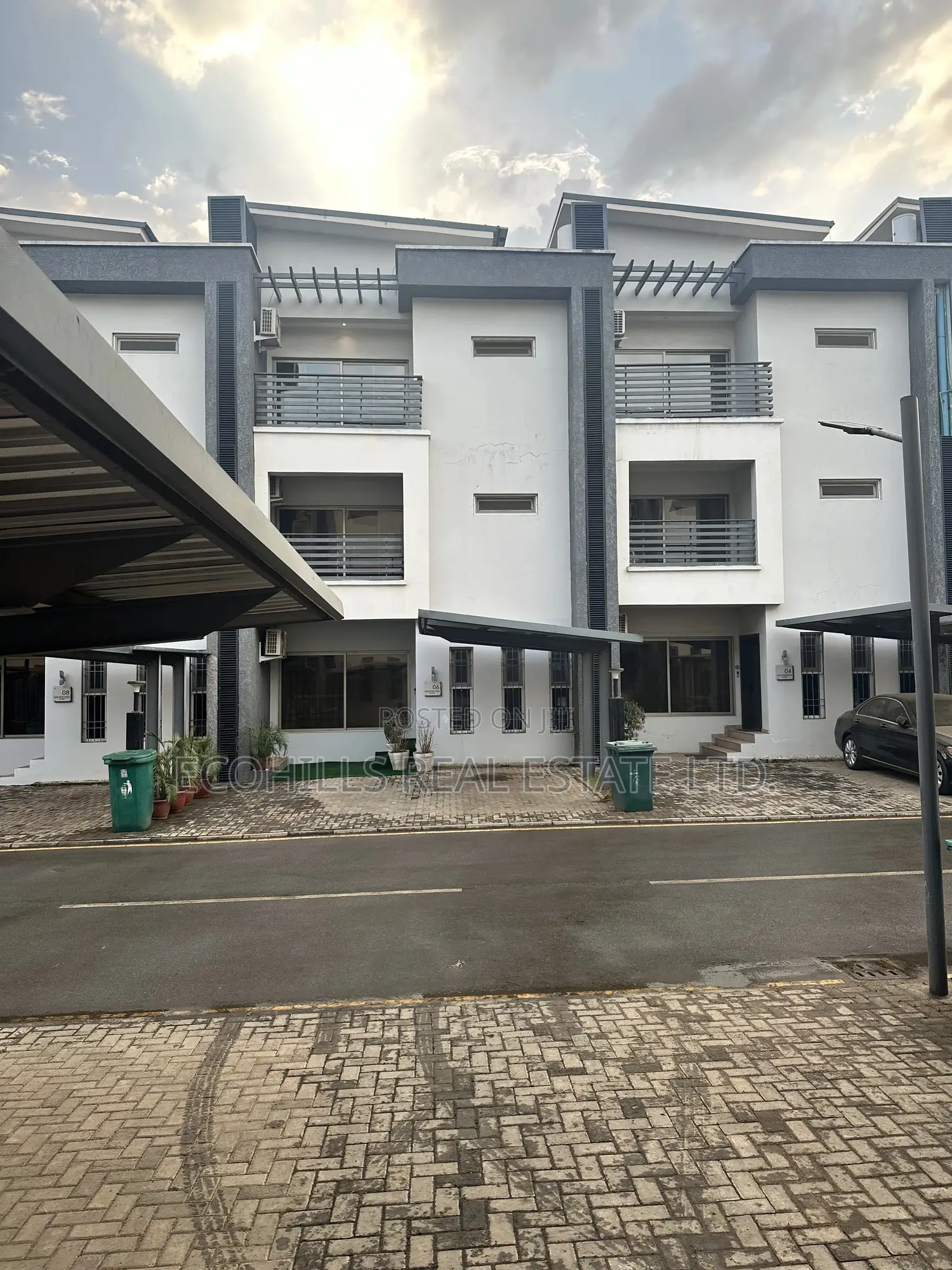 Furnished 4bdrm Townhouse/Terrace in Bilaad Estate Jabi for sale