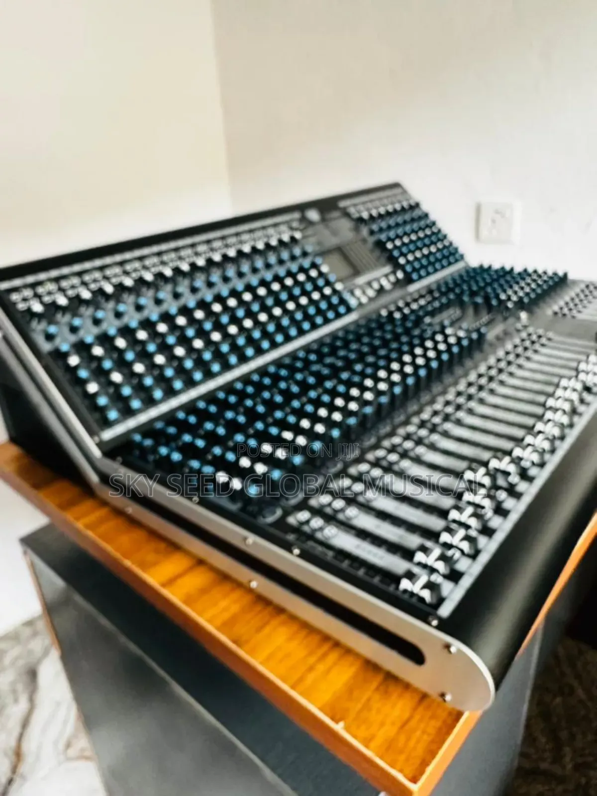 Original 26 Semi Digital Professional Mixer.