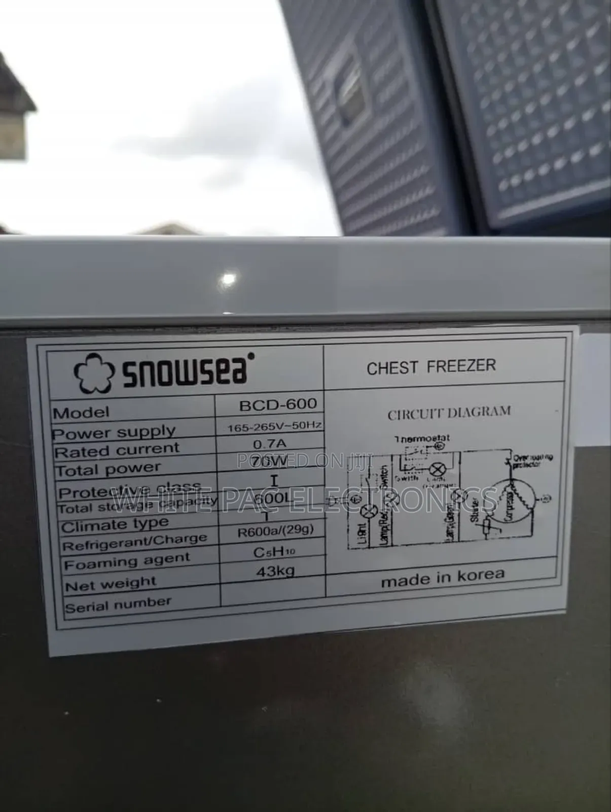 Snowsea Deep Freezer 600 L Double Door Inner Glass Door Super Cooling