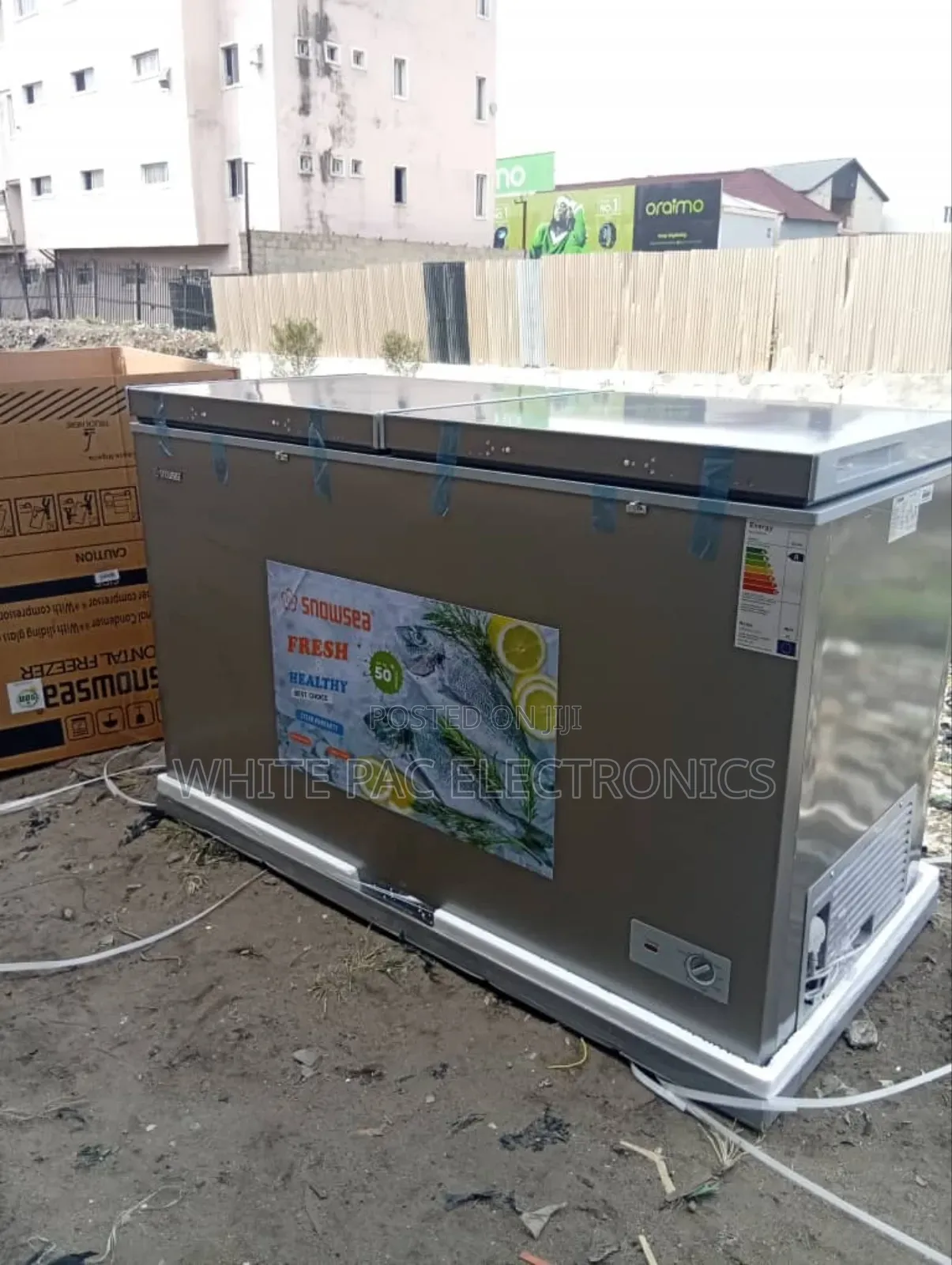 Snowsea Deep Freezer 600 L Double Door Inner Glass Door Super Cooling