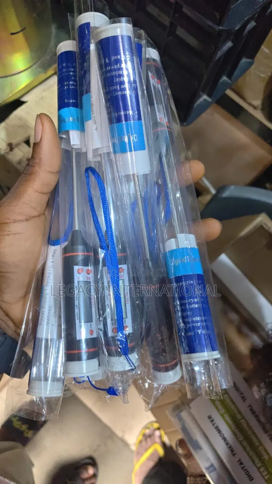 Digital Thermometer Tp101