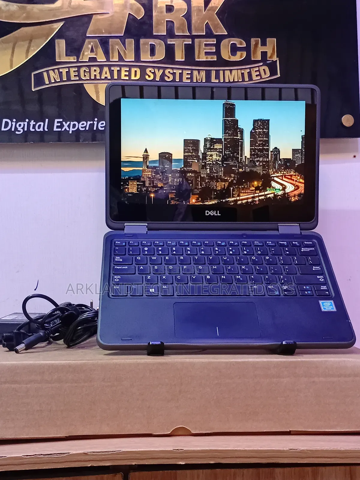 Laptop Dell Latitude E3350 8GB Intel Pentium SSD 256GB
