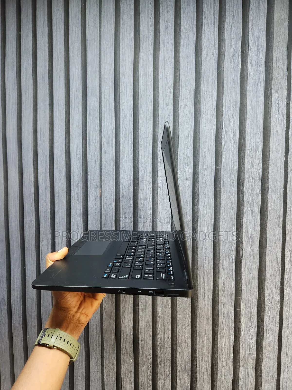 Laptop Dell Latitude E7470 8GB Intel Core i7 SSD 256GB