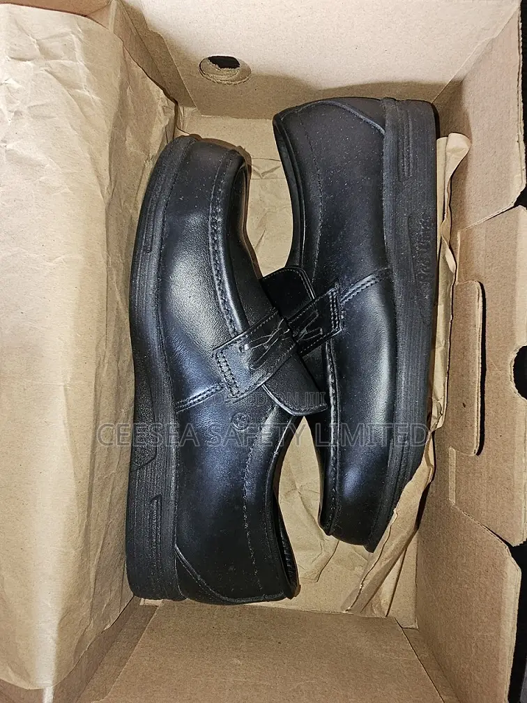 Red Wings Safety Shoe 8207