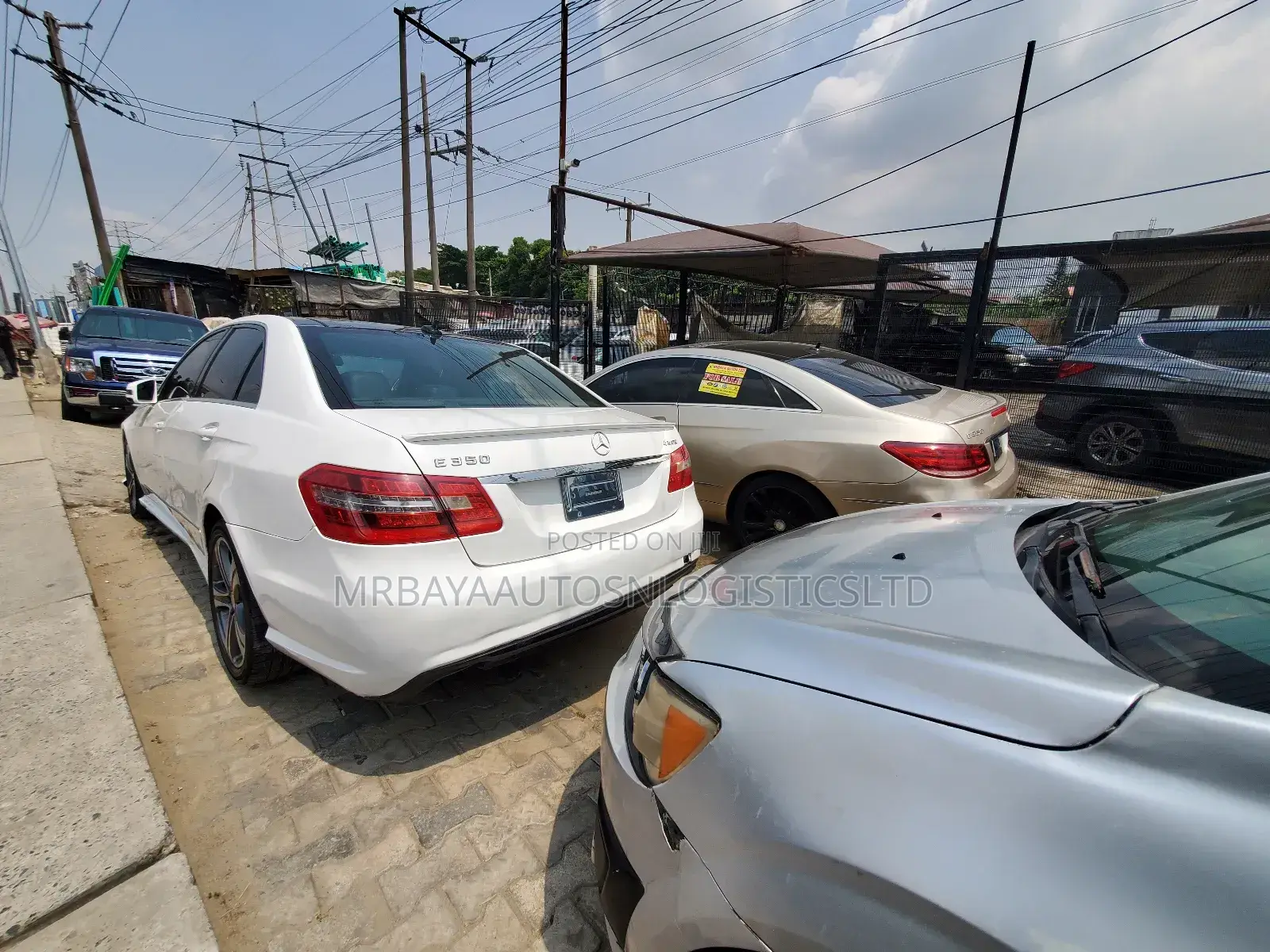 Mercedes-Benz E350 Base 4Matic Sedan AWD (3.5L 6cyl 7A) 2011 White