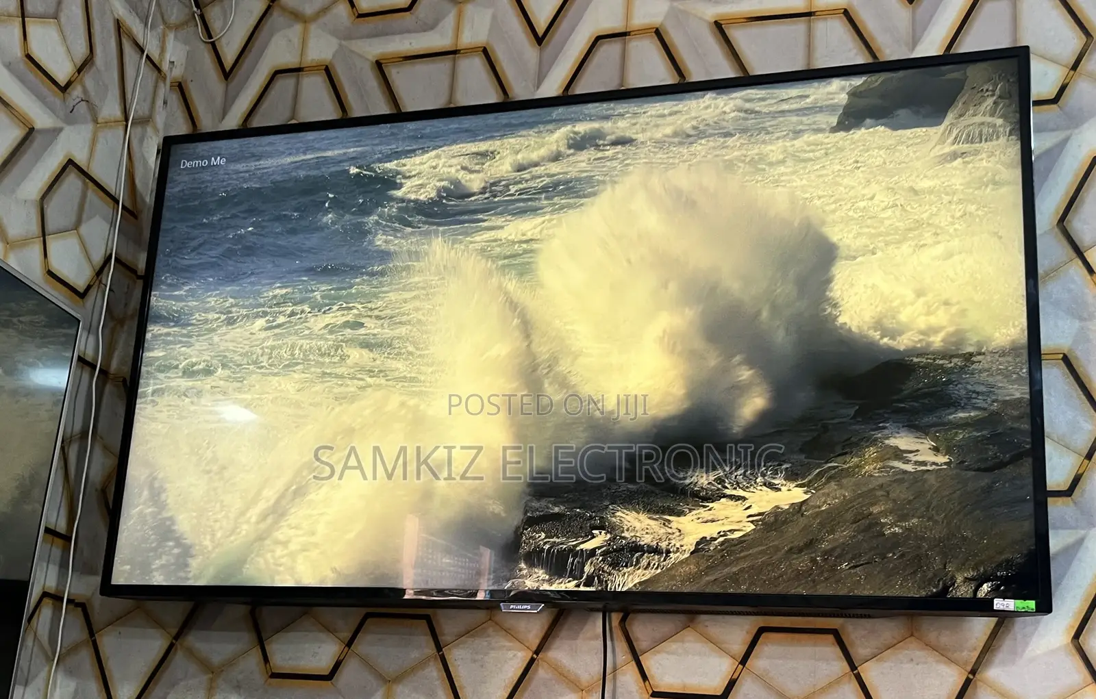 55 Inch Philips Android Smart Tv With Amazing Streaming Features