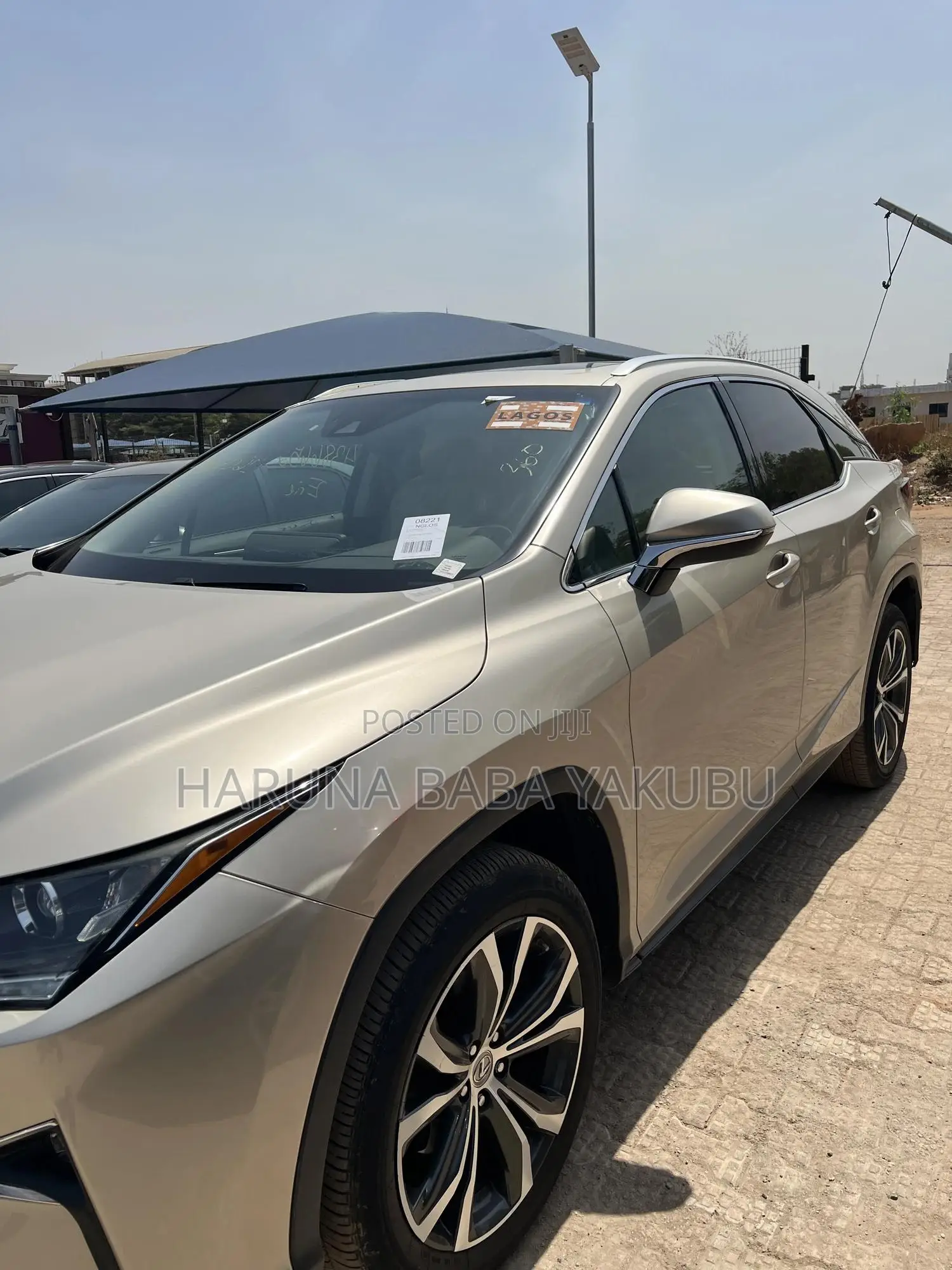 Lexus RX 350 FWD 2017 Gold