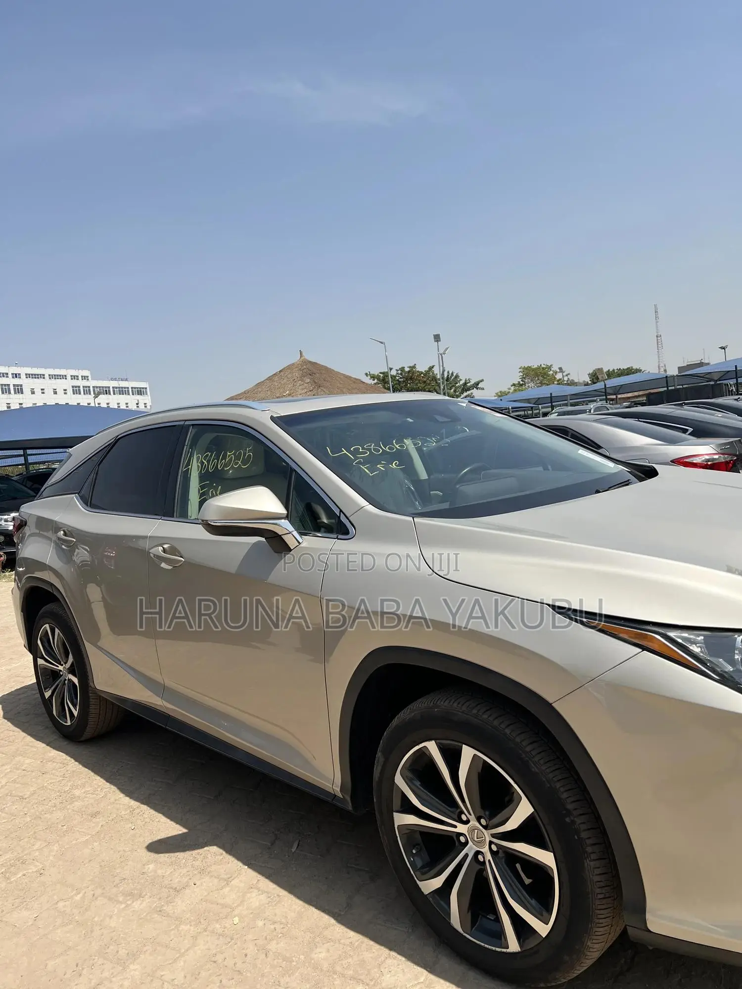 Lexus RX 350 FWD 2017 Gold