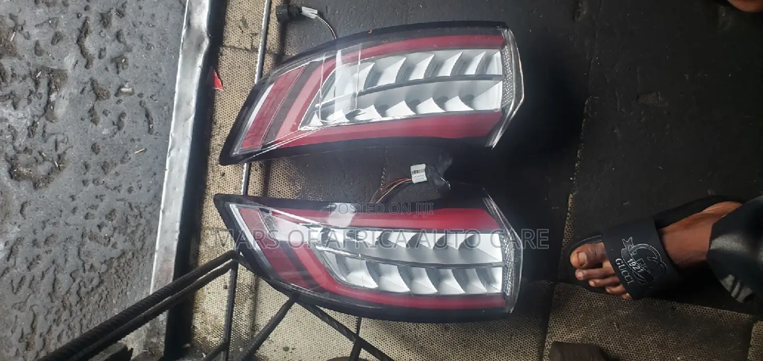 Taillight Ford Edge 2016