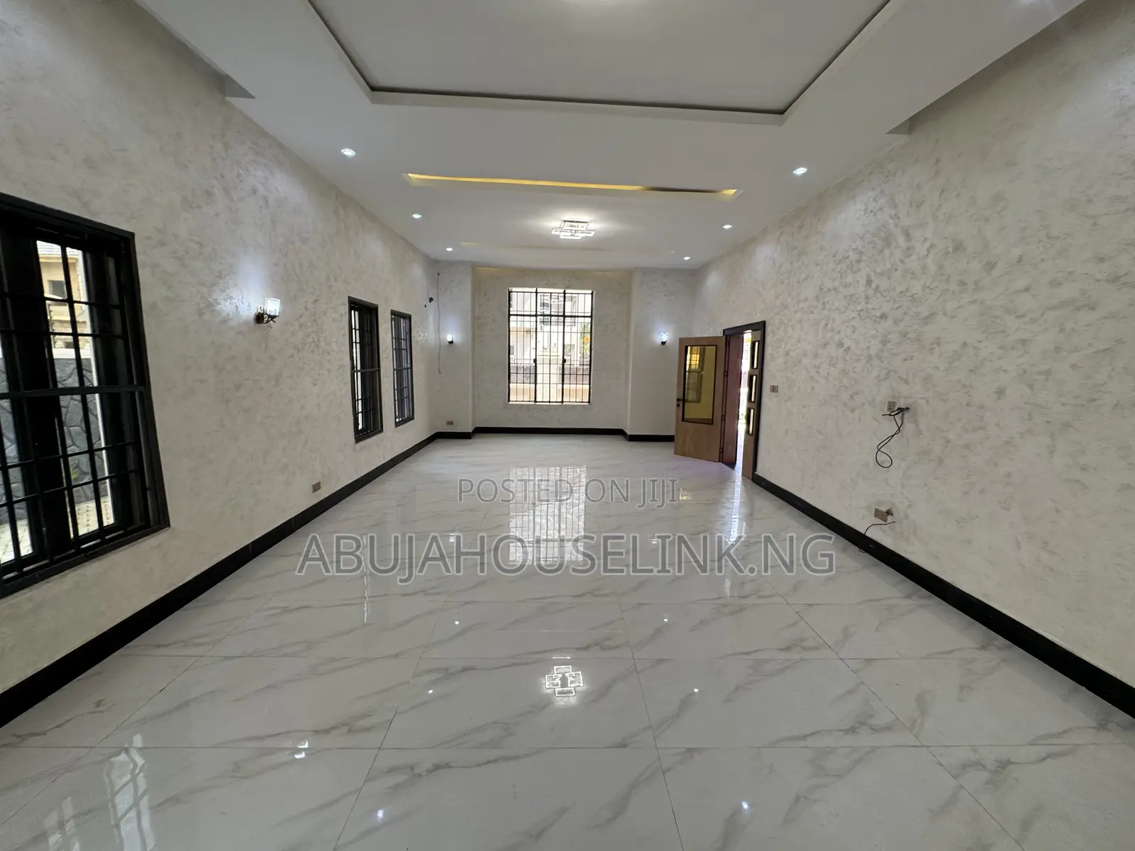 7bdrm Duplex in Efab Metropolis, Karsana for sale