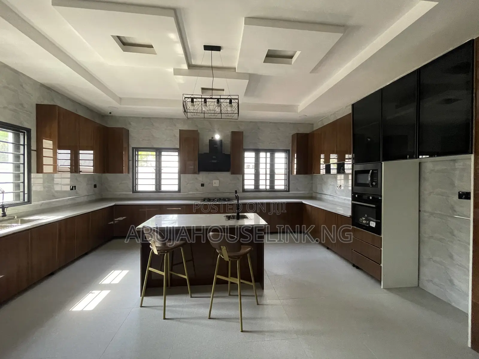 7bdrm Duplex in Efab Metropolis, Karsana for sale