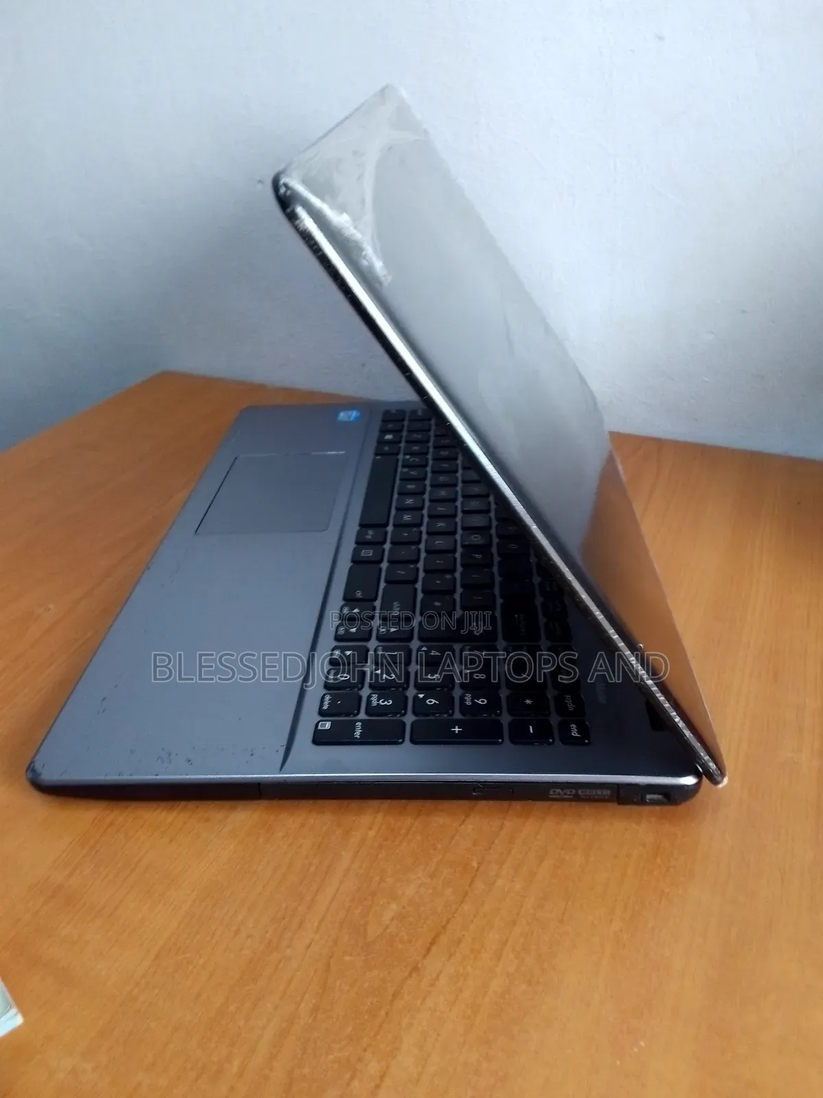 Laptop Asus X550CA 8GB Intel Core i5 HDD 500GB