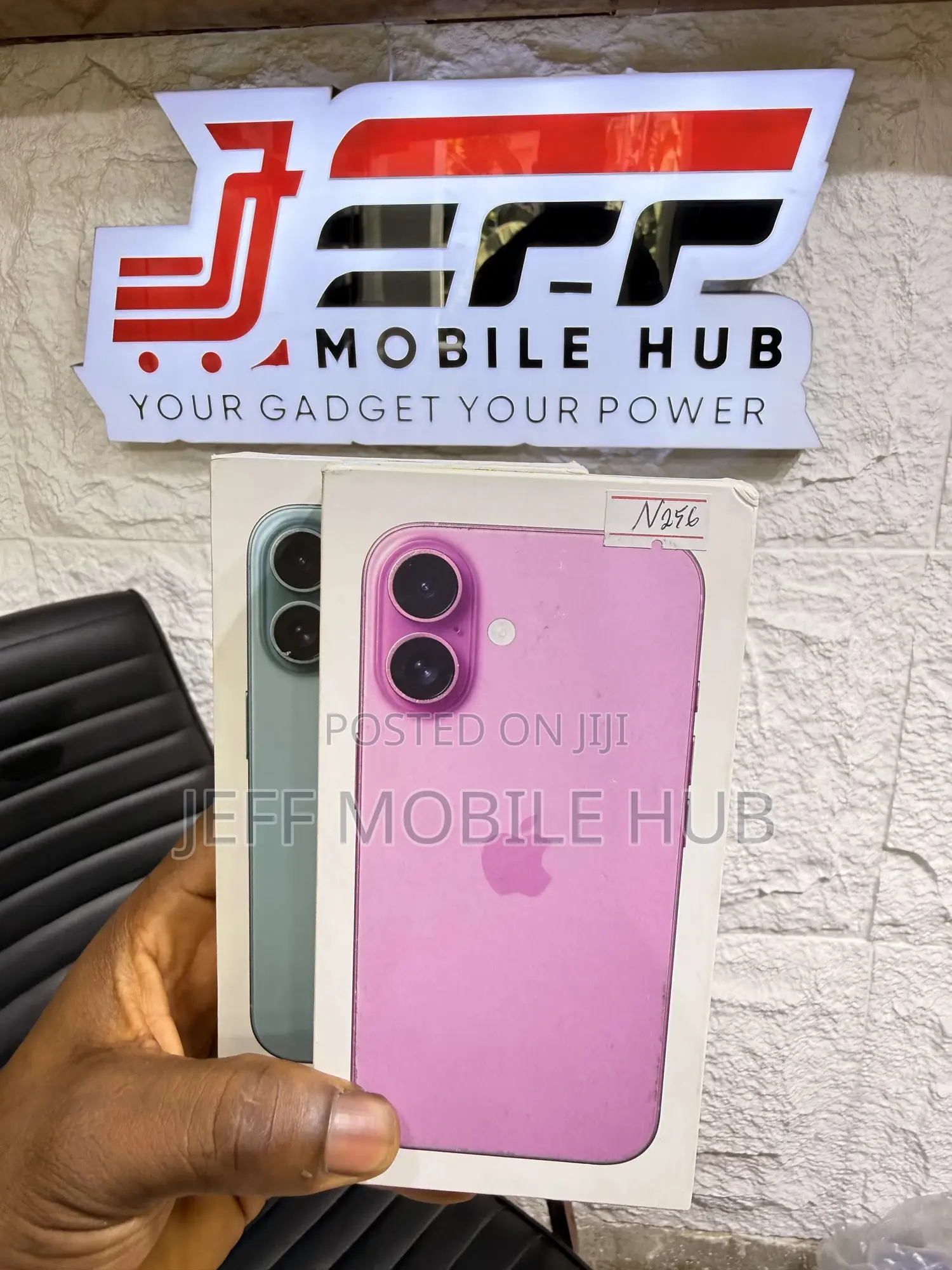 New Apple iPhone 16 256 GB Pink