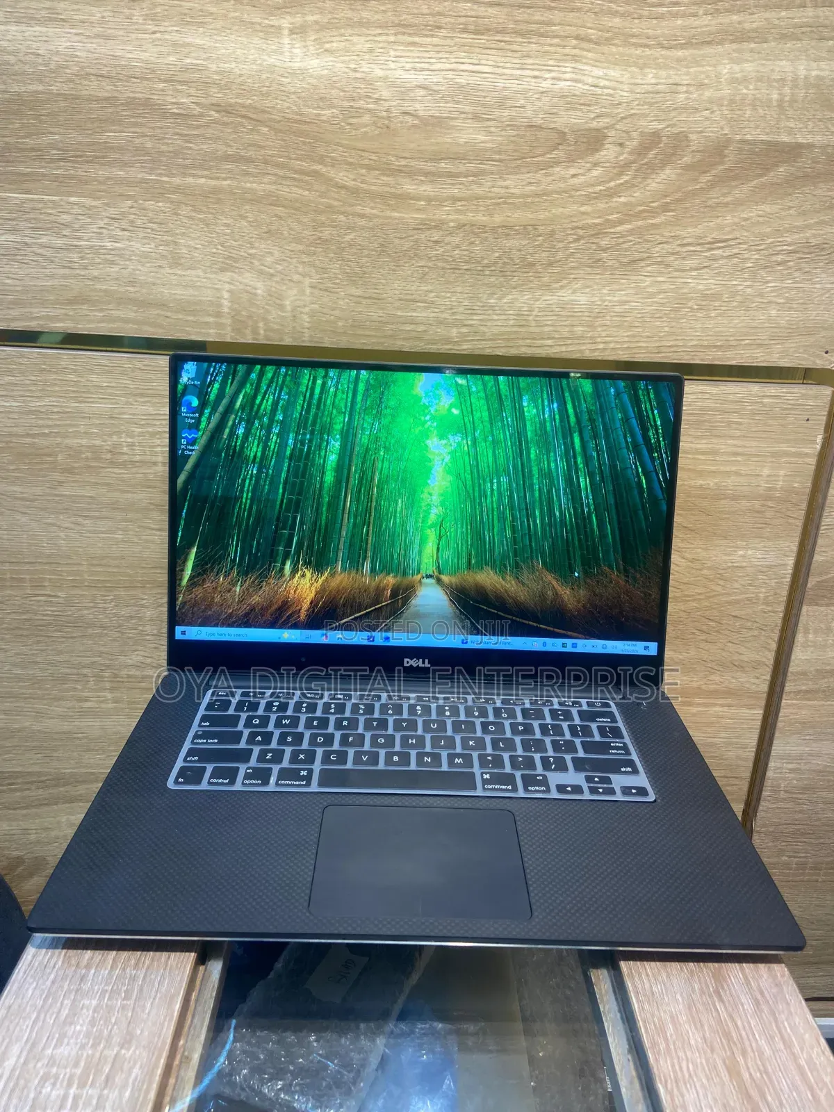 Laptop Dell XPS 15 (9560) 16GB Intel Core i7 SSHD (Hybrid) 500GB