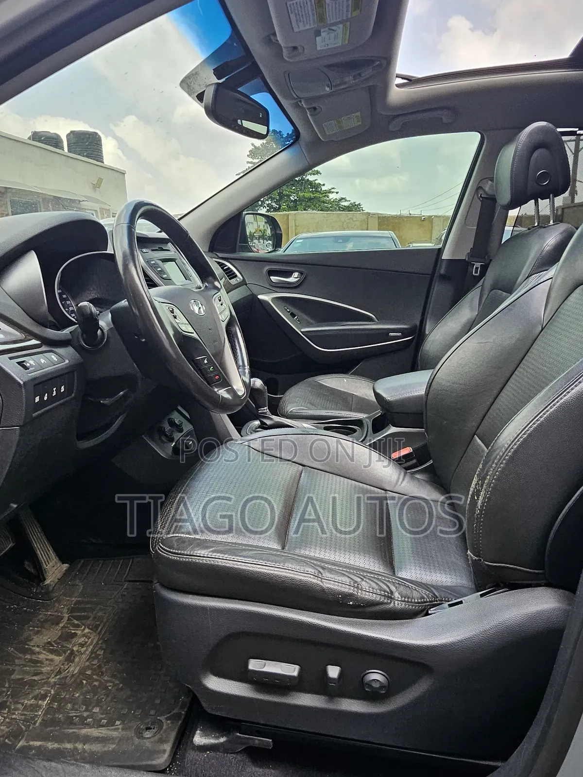 Hyundai Santa Fe Limited 4dr SUV (3.3L 6cyl 6A) 2014 Silver