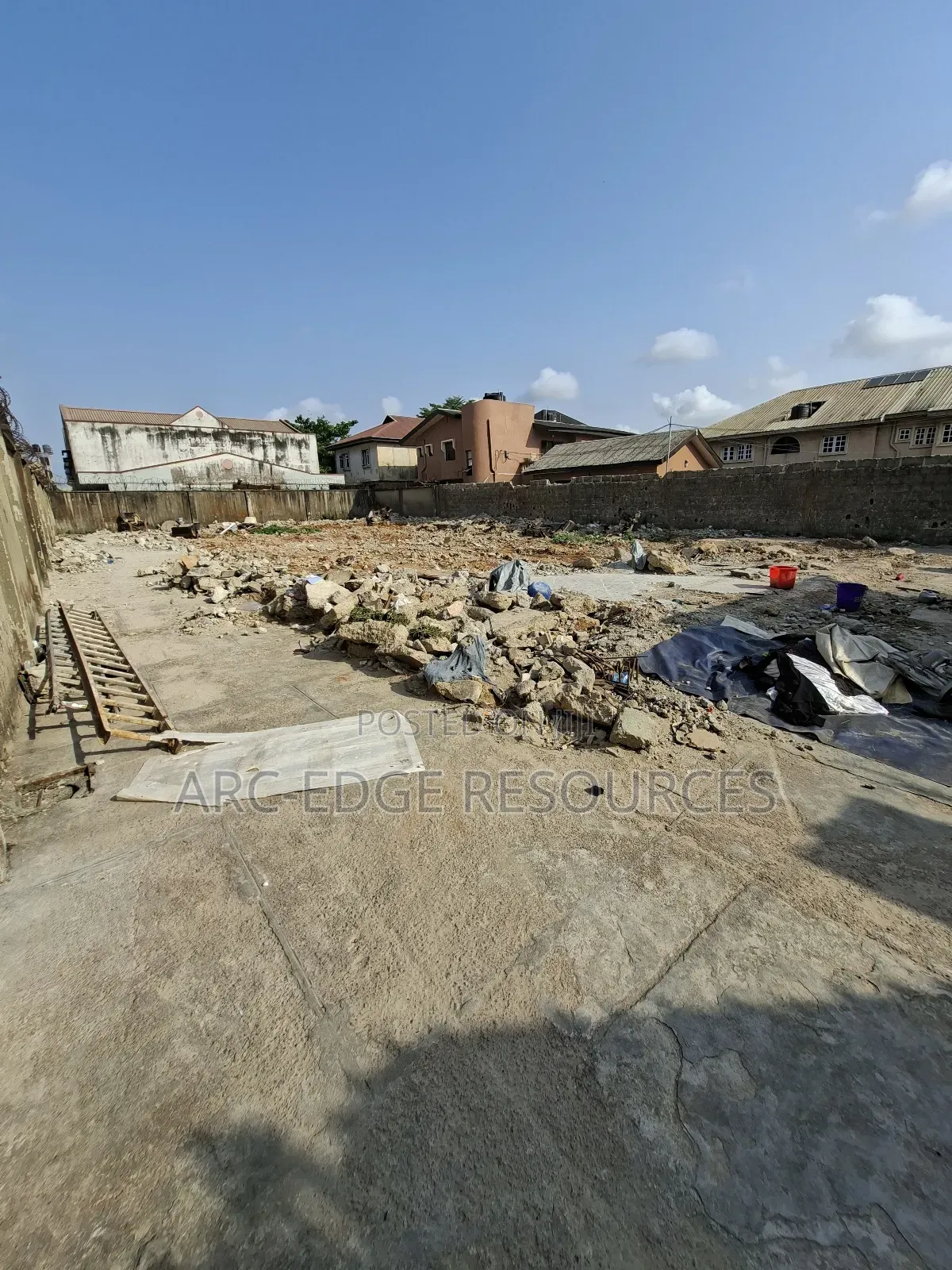 Standard Dry Full Plot of Land