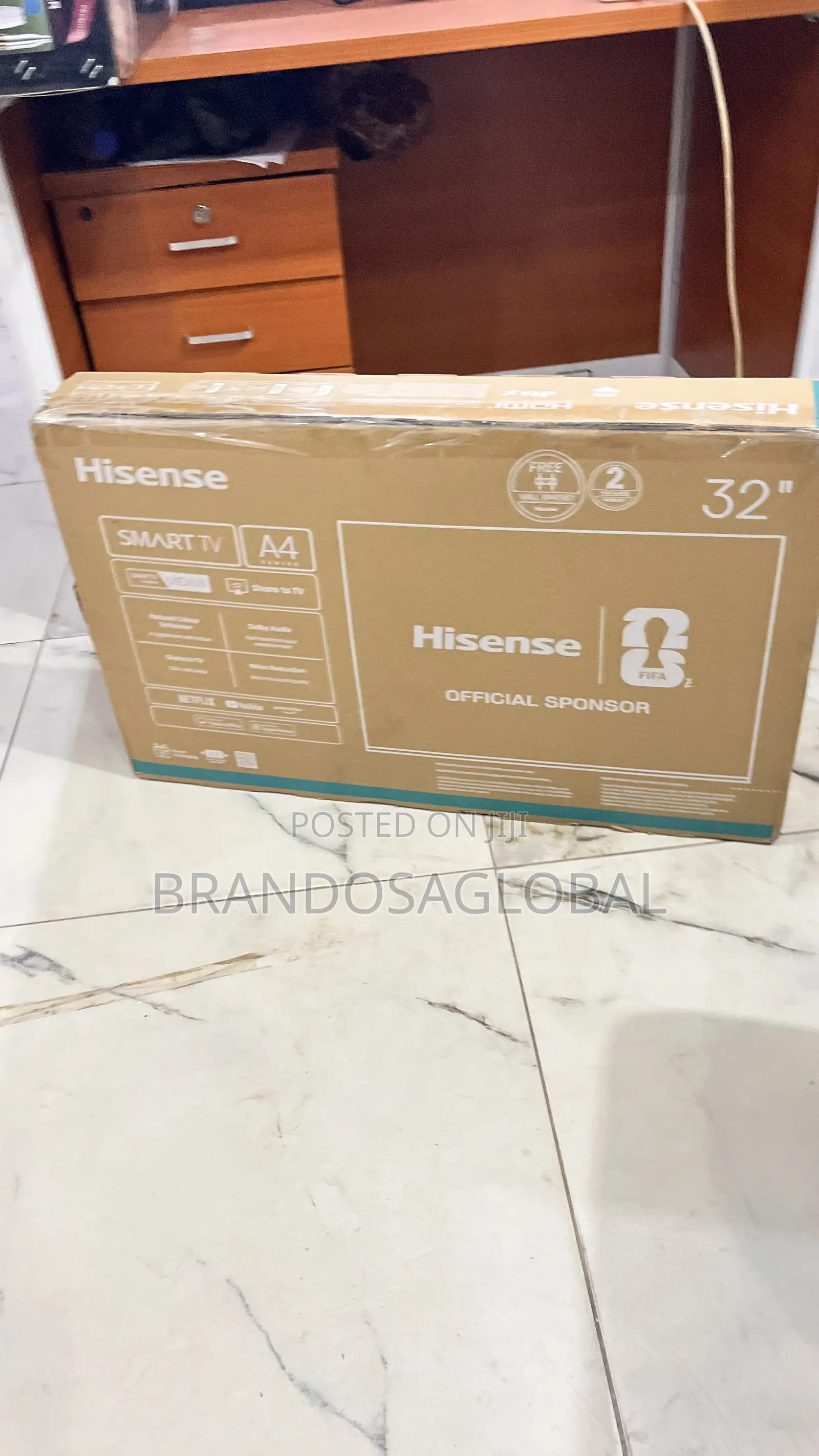 Hisense 32 Inch Television With Remote Control