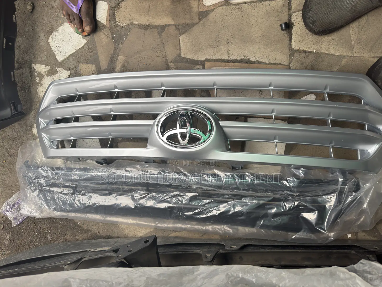 Front Gril Toyota Highlander 2015