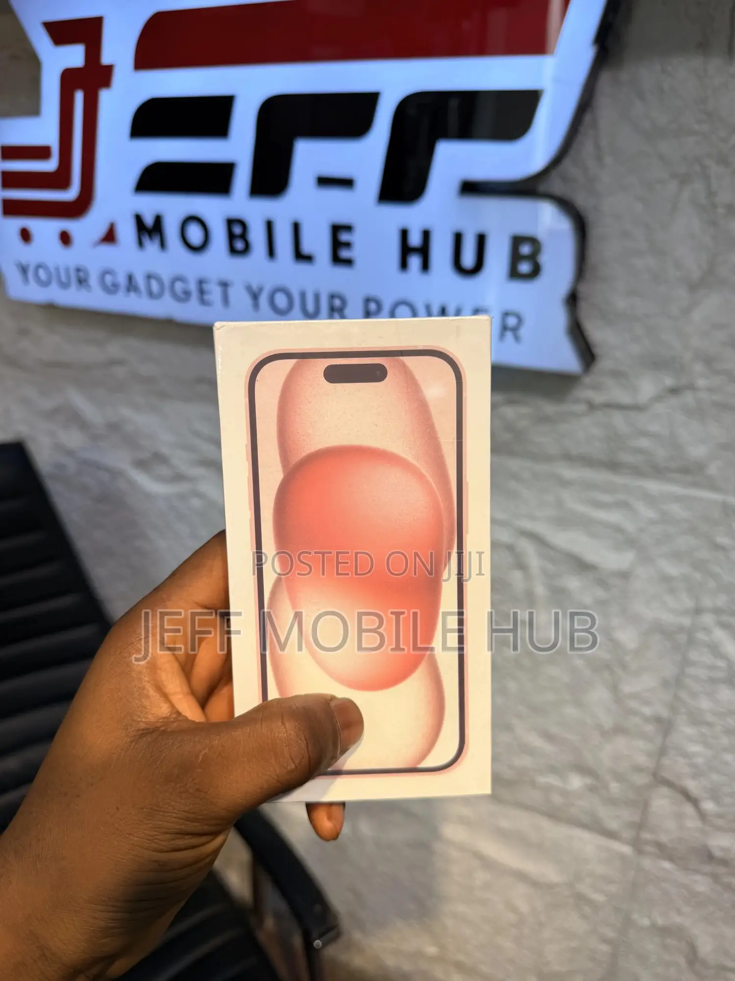 New Apple iPhone 15 128 GB Pink