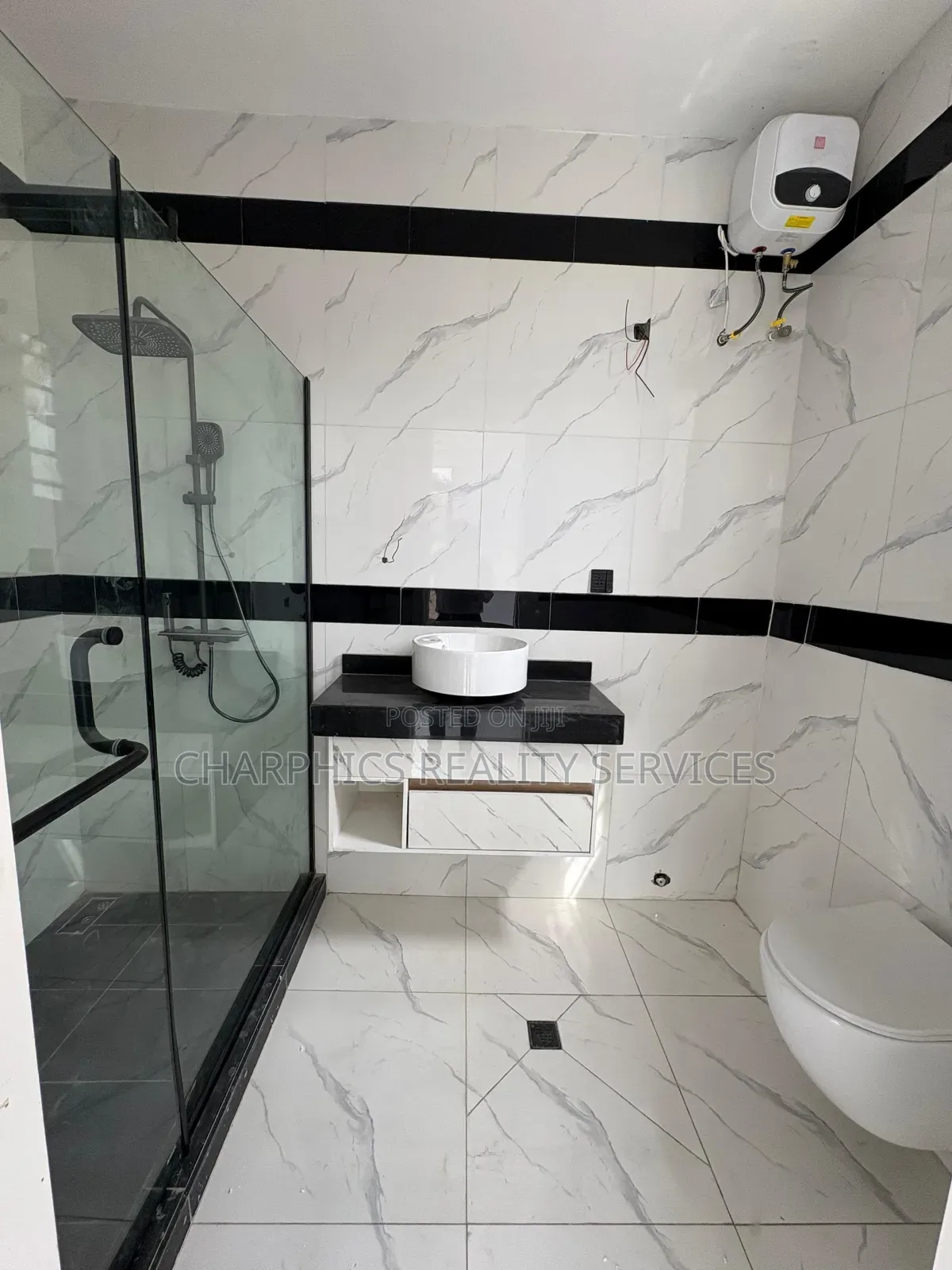 2bdrm Apartment in Ikate for sale