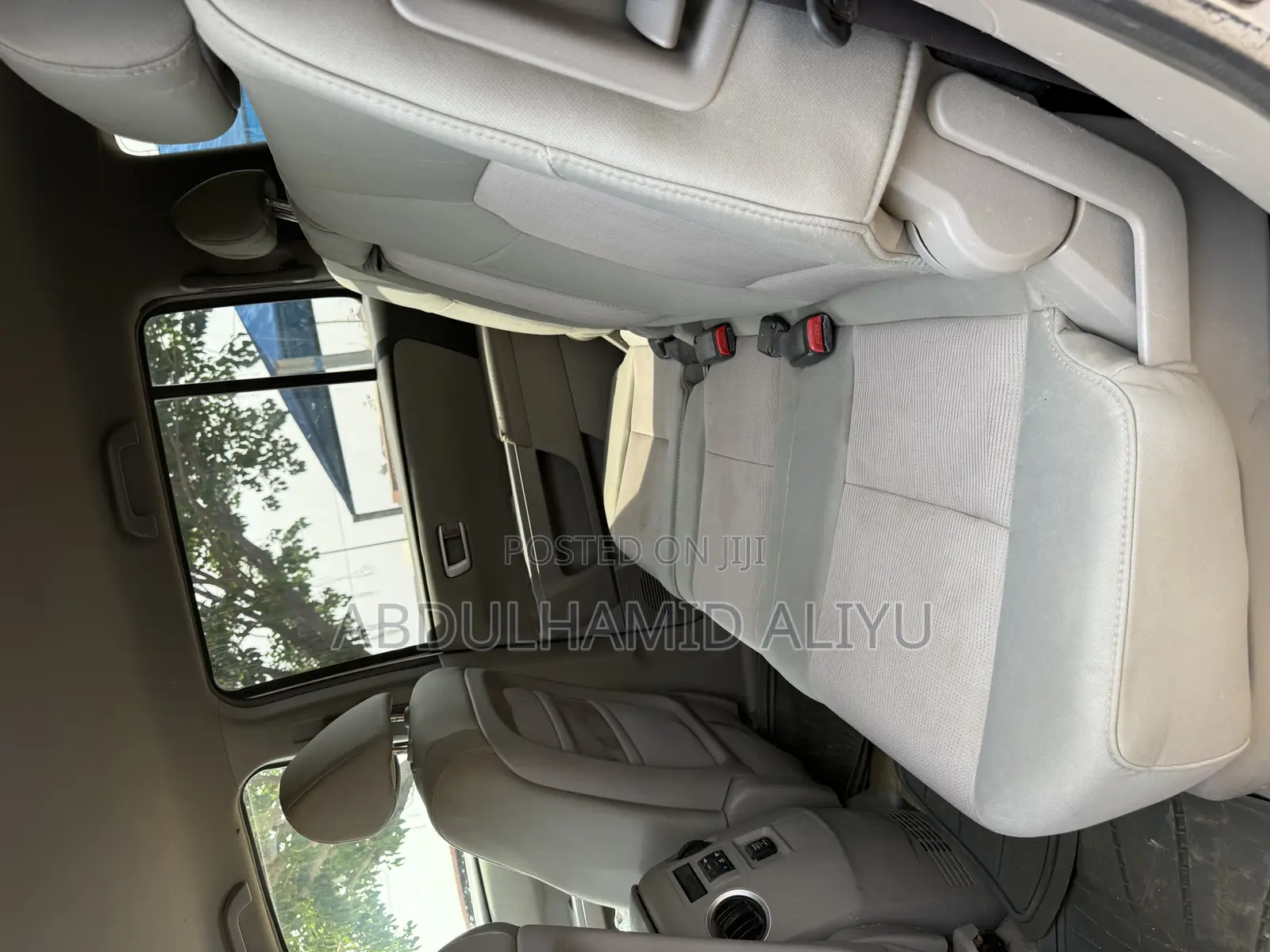 Honda Pilot LX 4dr SUV (3.5L 6cyl 5A) 2010 Silver