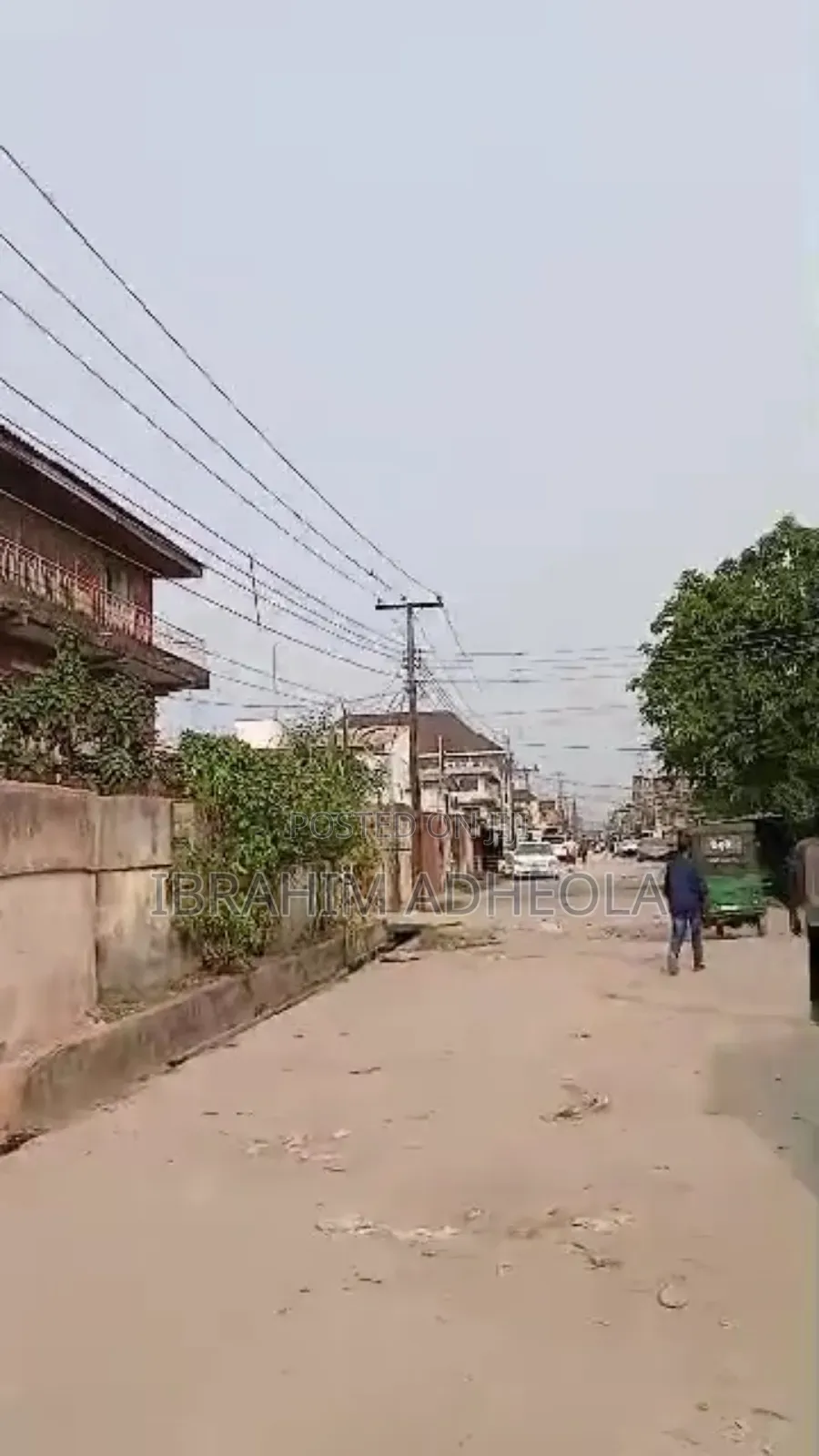 A Demolishable Structure Sitting on 1200sqm