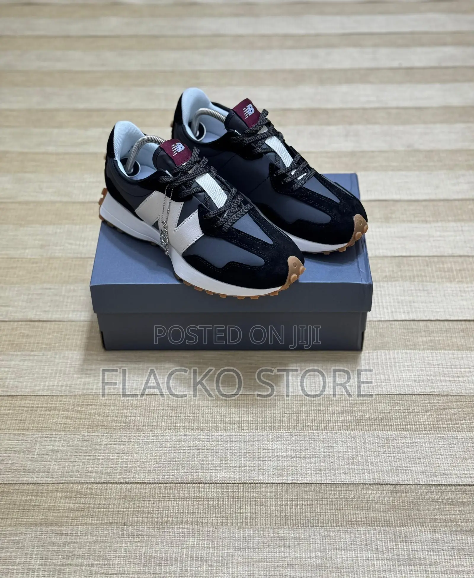 Original New Balance 327 Moonbeam Sneakers