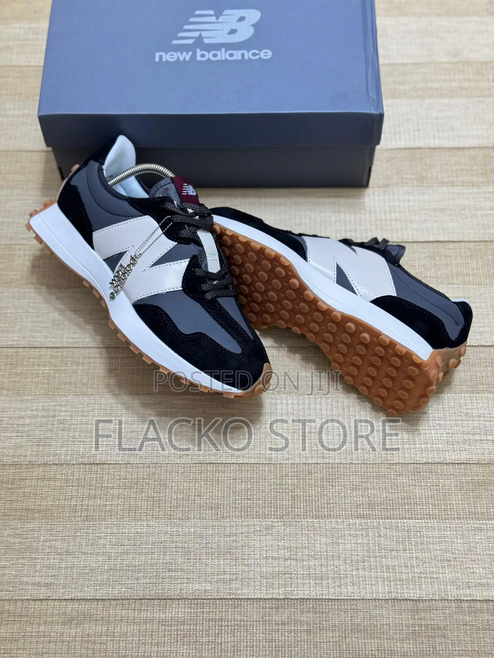 Original New Balance 327 Moonbeam Sneakers