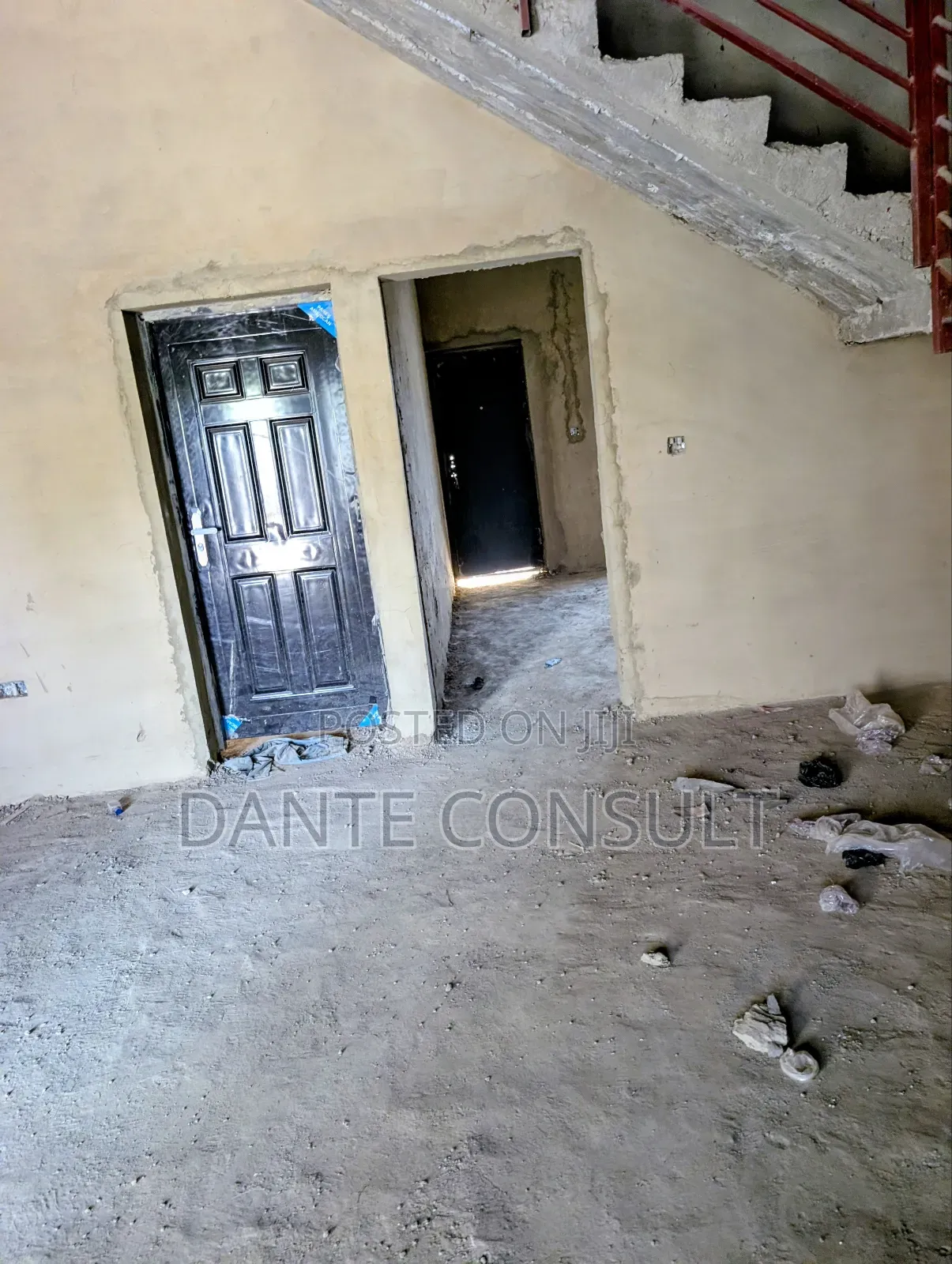 5bdrm Townhouse/Terrace in Gaduwa for sale