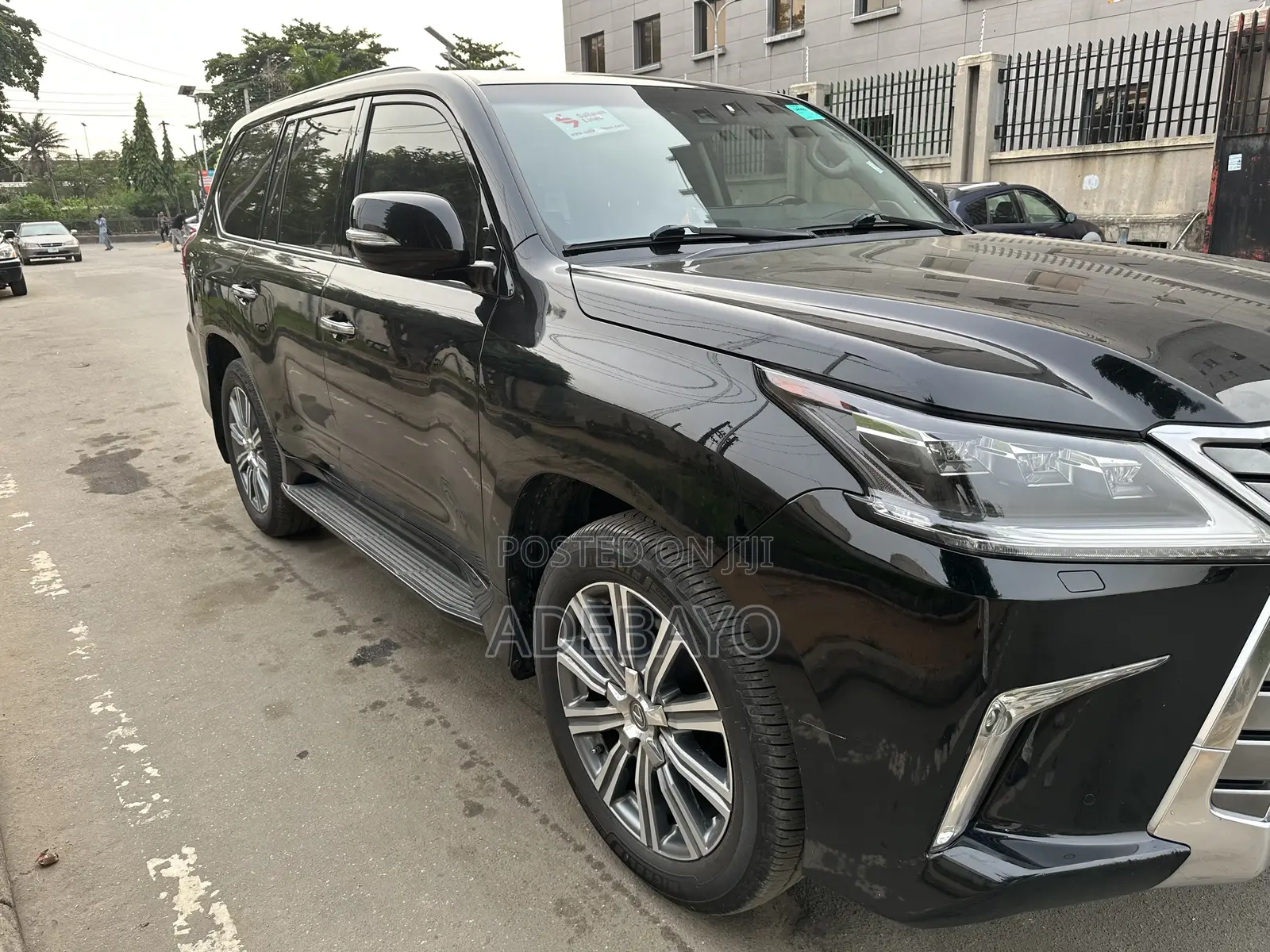 Lexus LX 570 AWD 2017 Black